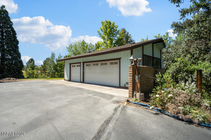 1770 Catalpa Lane Property Photo 8