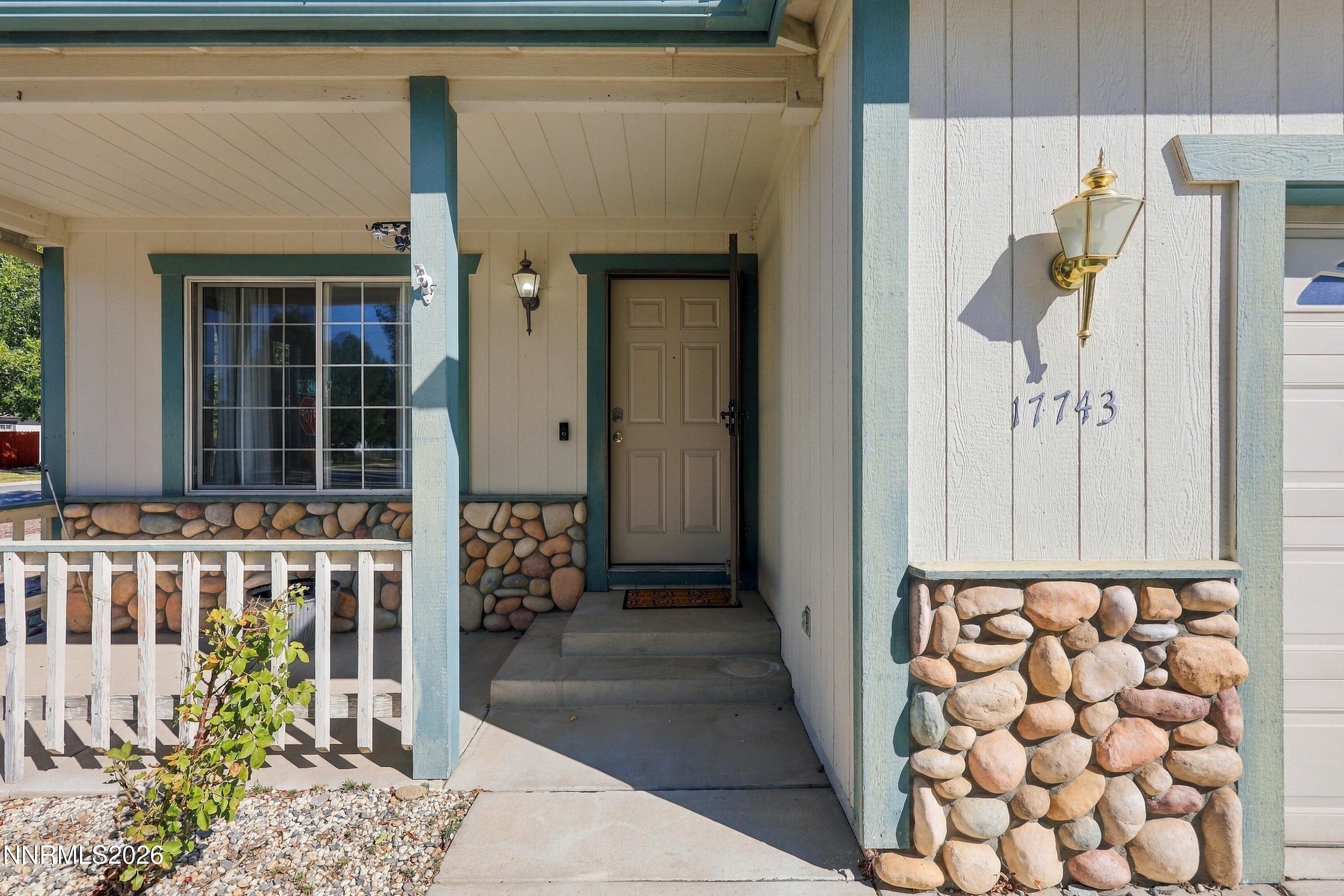 17743 Fossil Court Property Photo 2