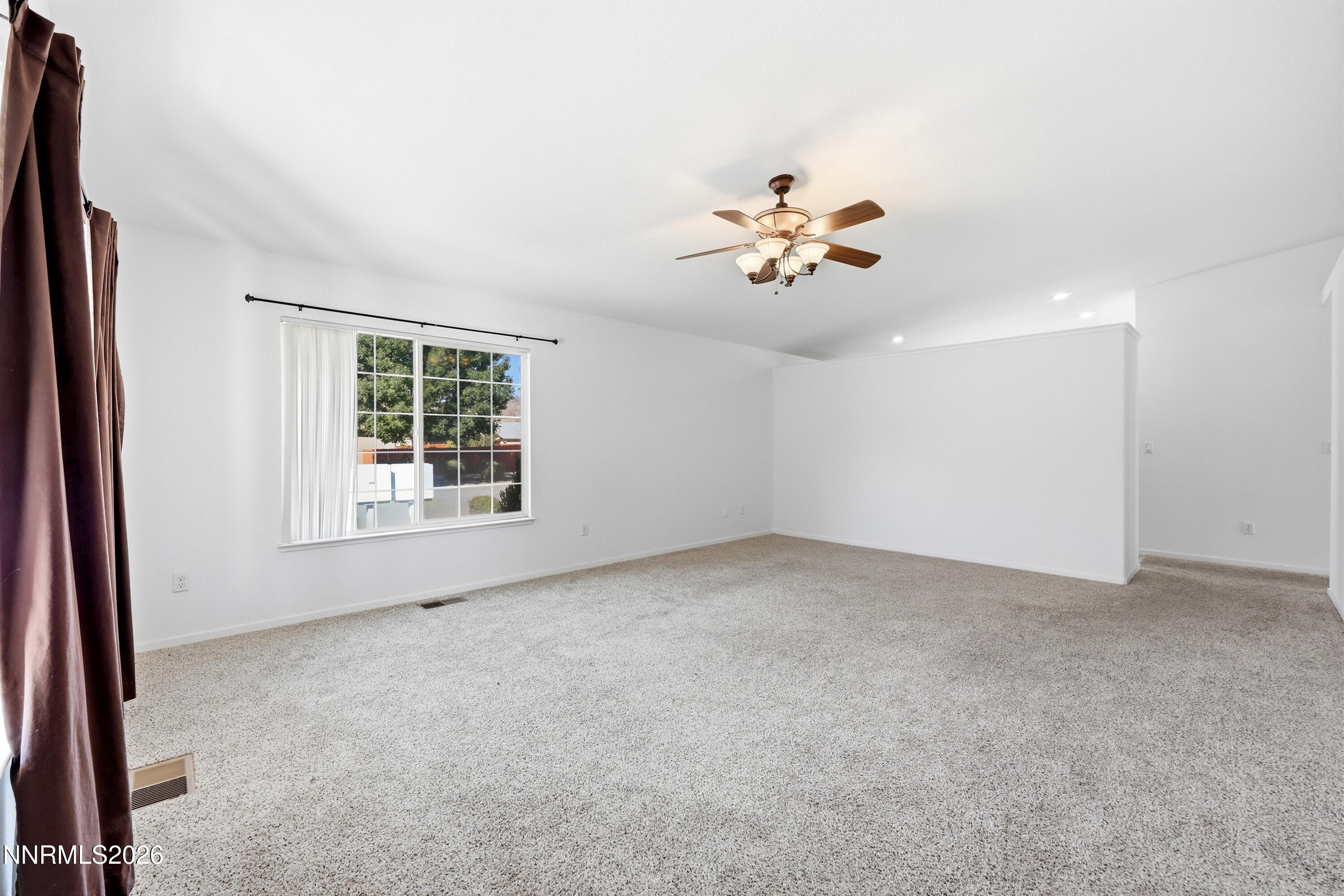 17743 Fossil Court Property Photo 3