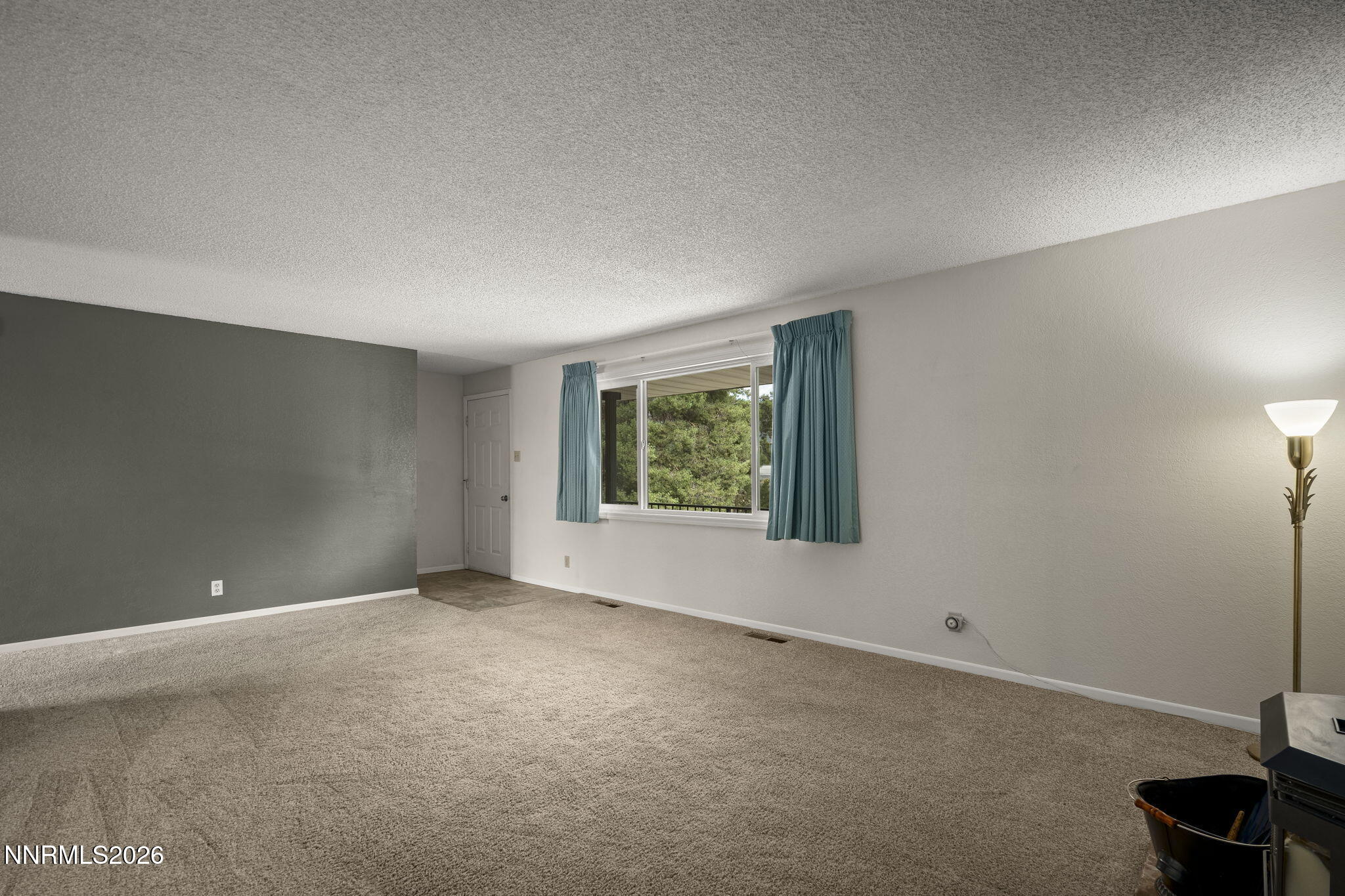 11650 Fir Drive Property Photo 5