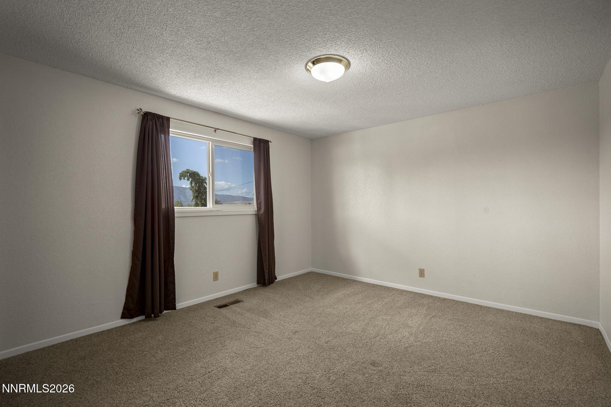 11650 Fir Drive Property Photo 9