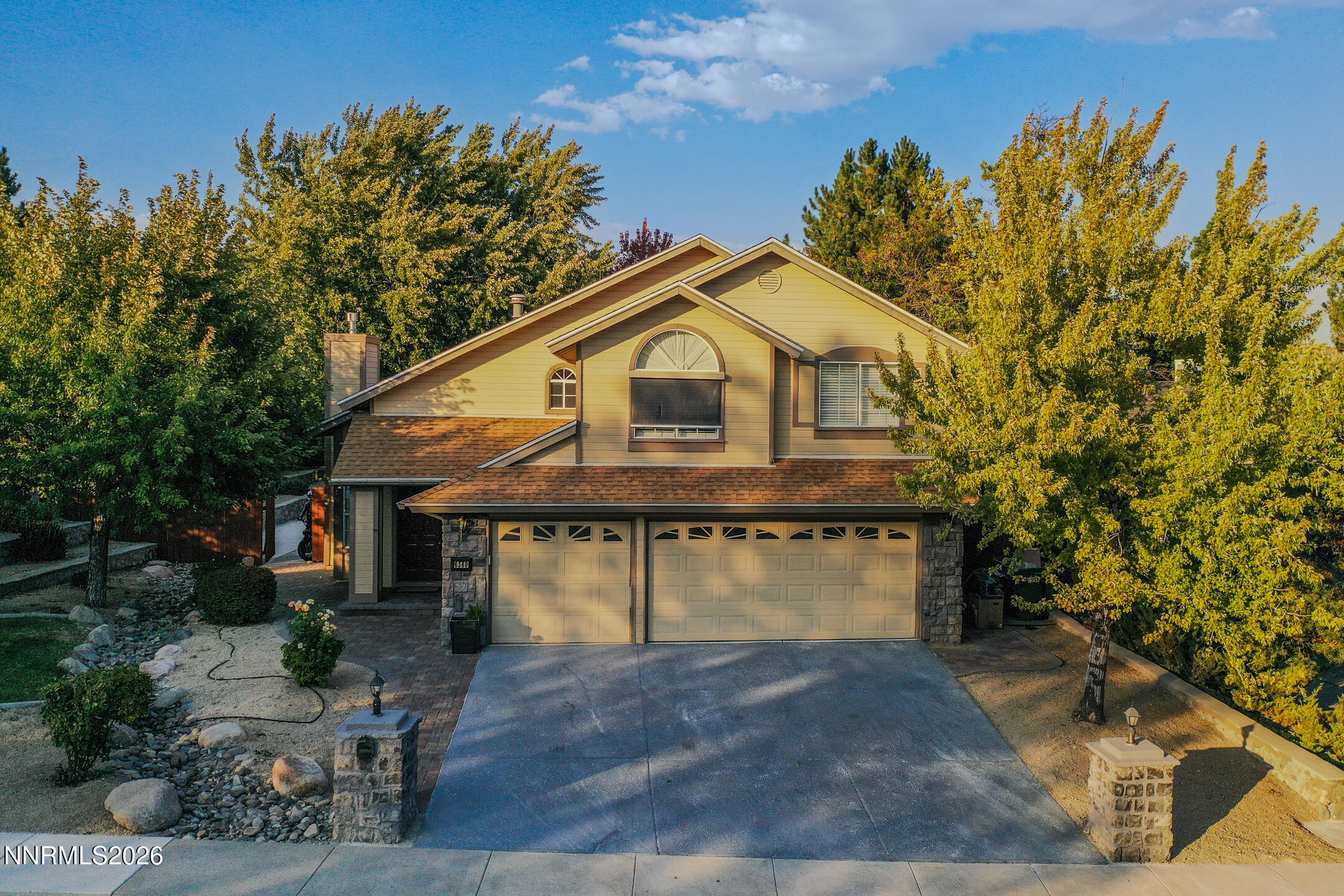 6360 Valley Wood Drive Property Photo 3