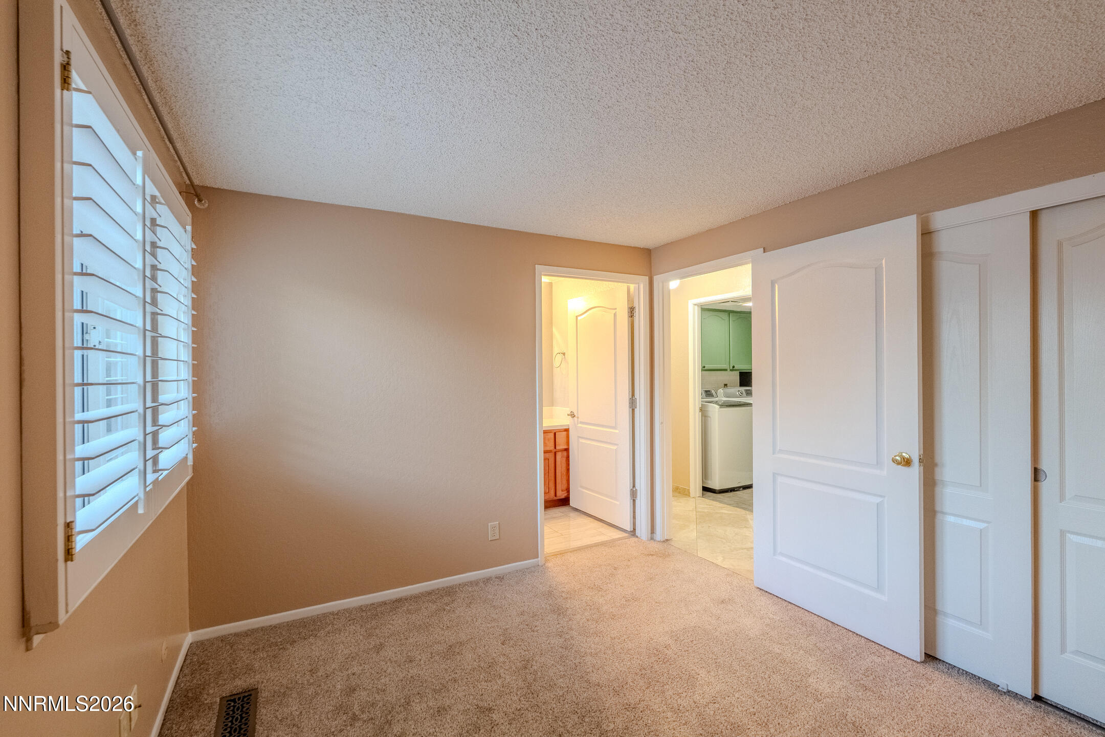 6360 Valley Wood Drive Property Photo 19