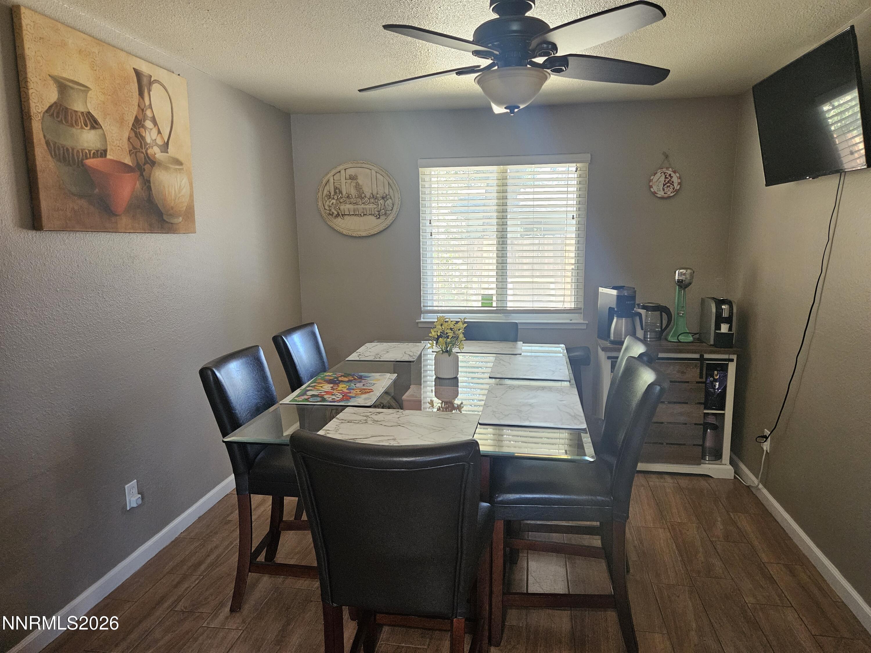 840 El Cortez Way Property Photo 11