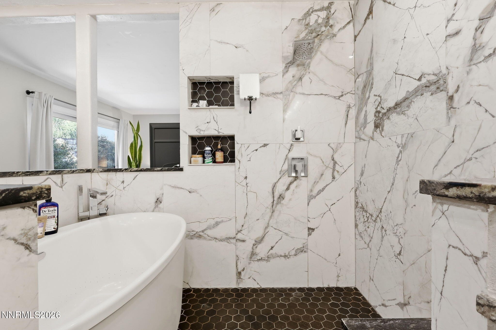 704 Glen Meadow Drive Property Photo 18