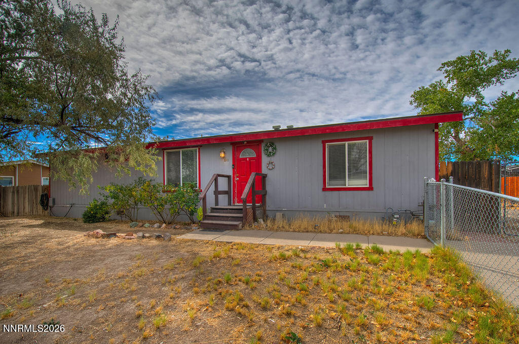 841 Scott Drive Property Photo 2