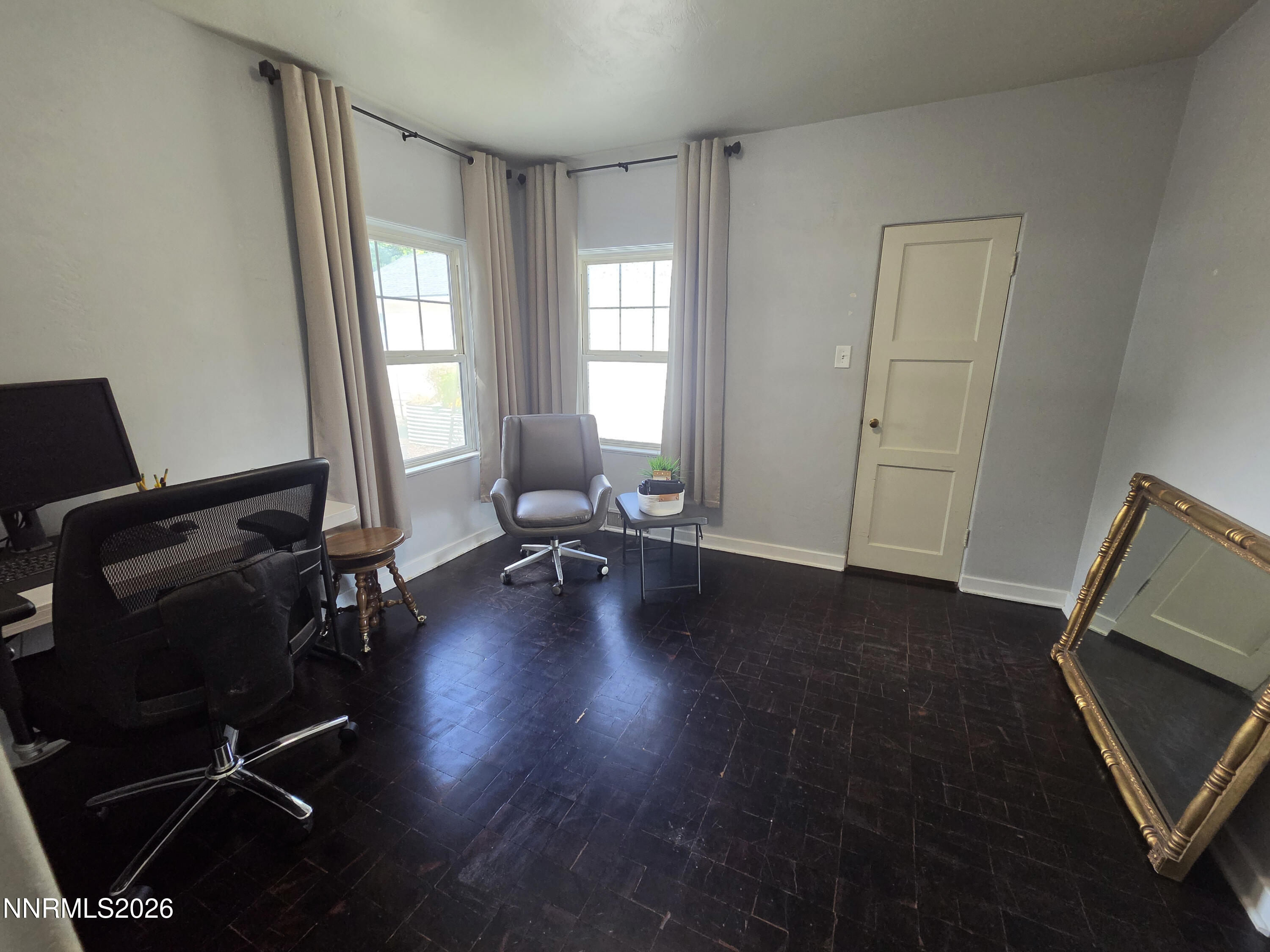 740 W Plumb Lane Property Photo 25