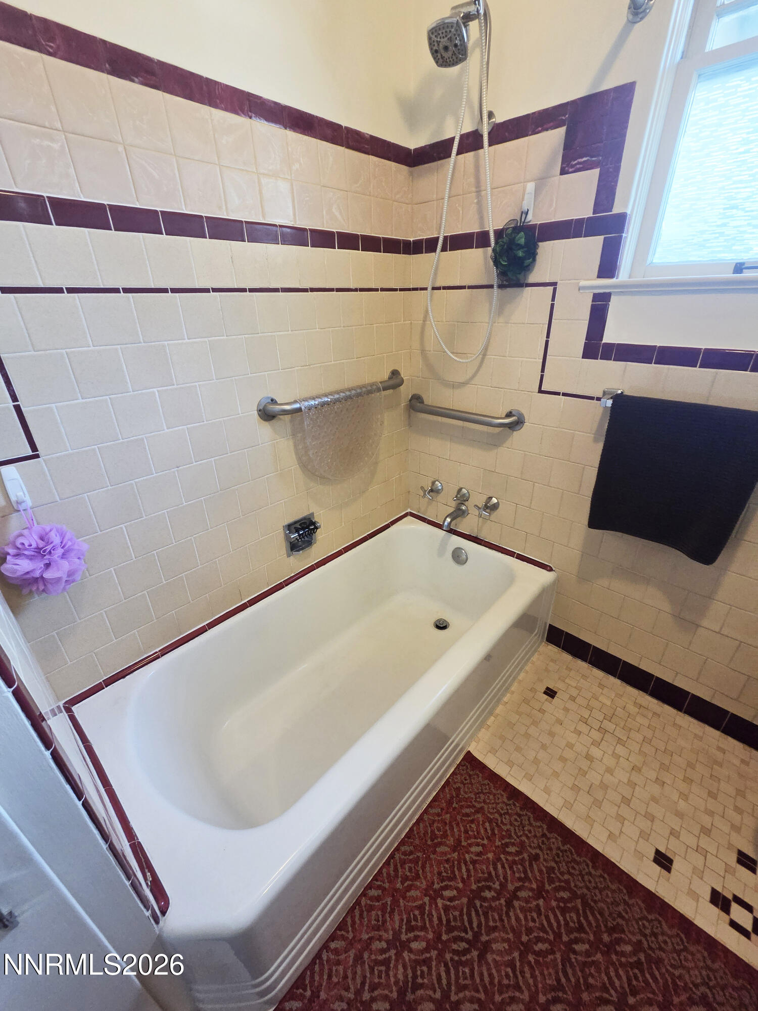 740 W Plumb Lane Property Photo 32