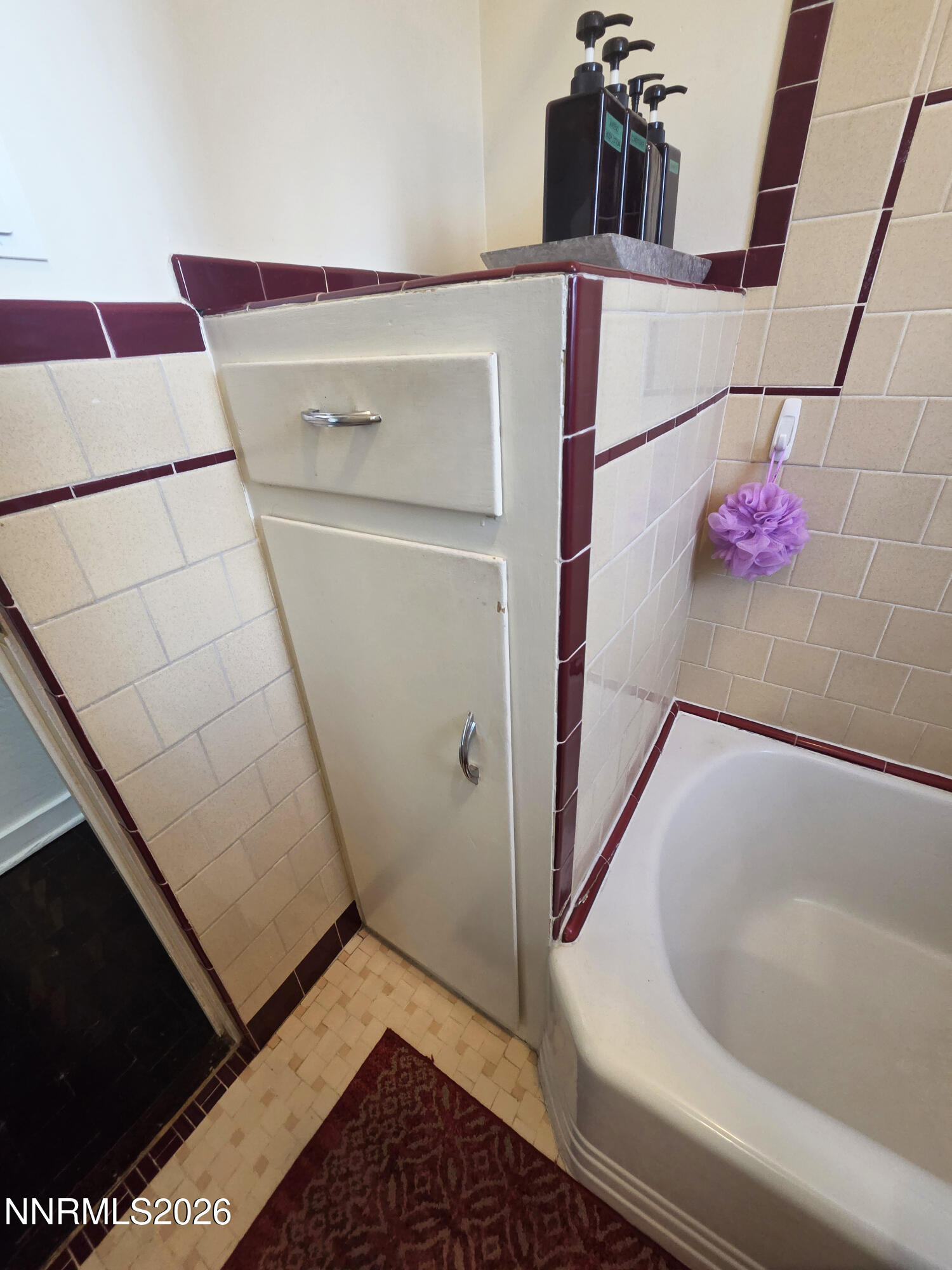 740 W Plumb Lane Property Photo 33