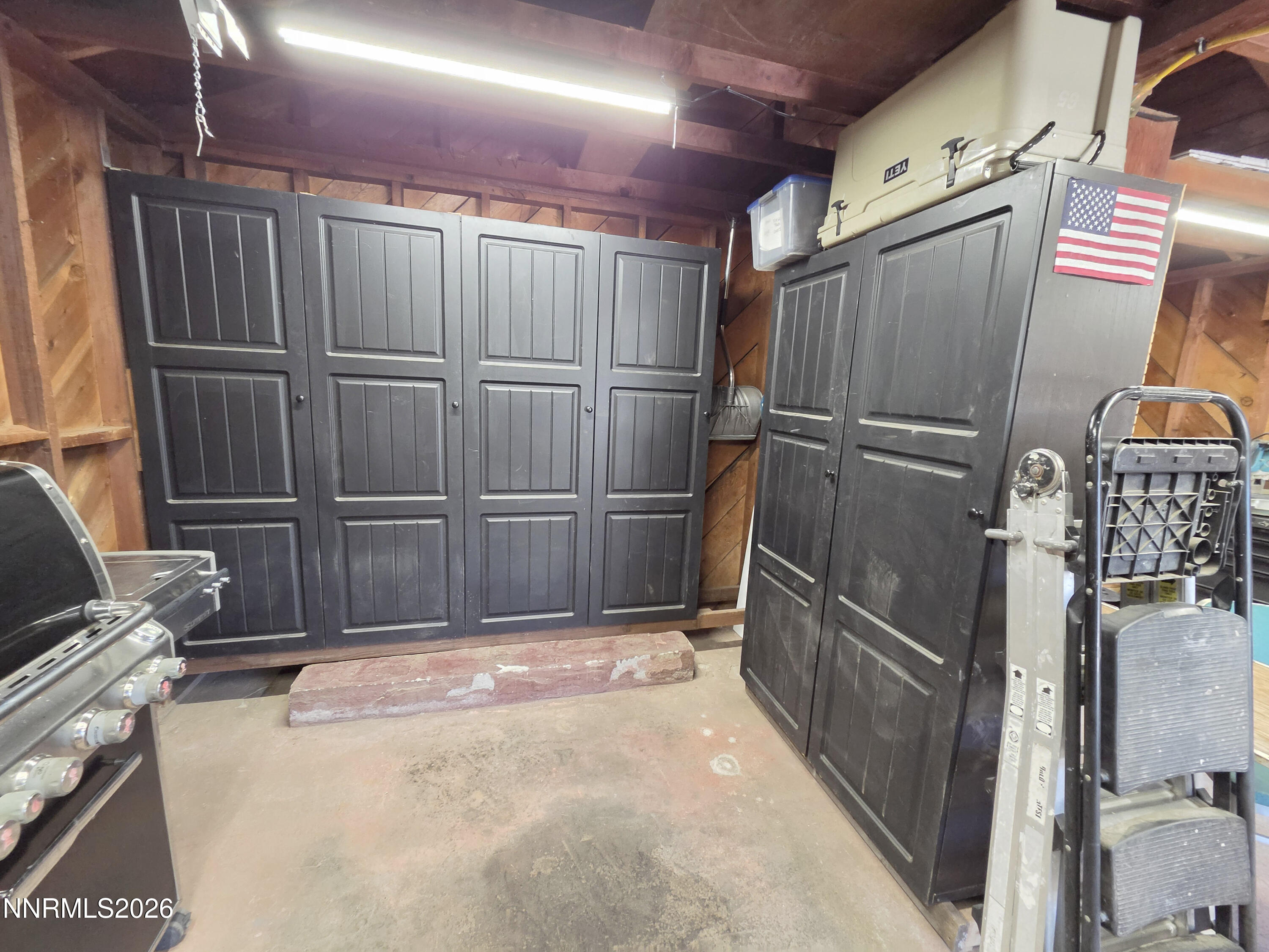 740 W Plumb Lane Property Photo 44