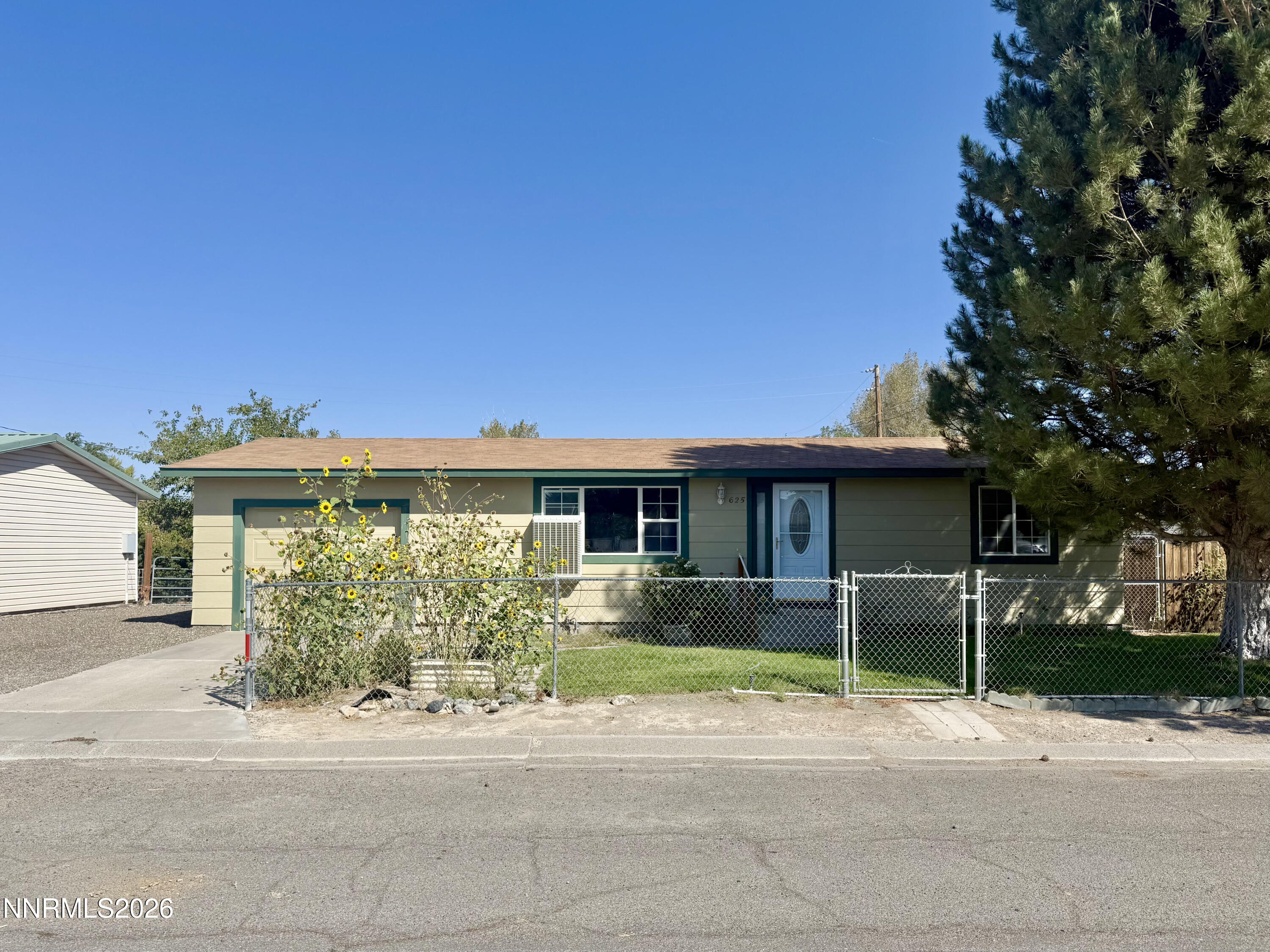 625 Brent Drive Property Photo 1