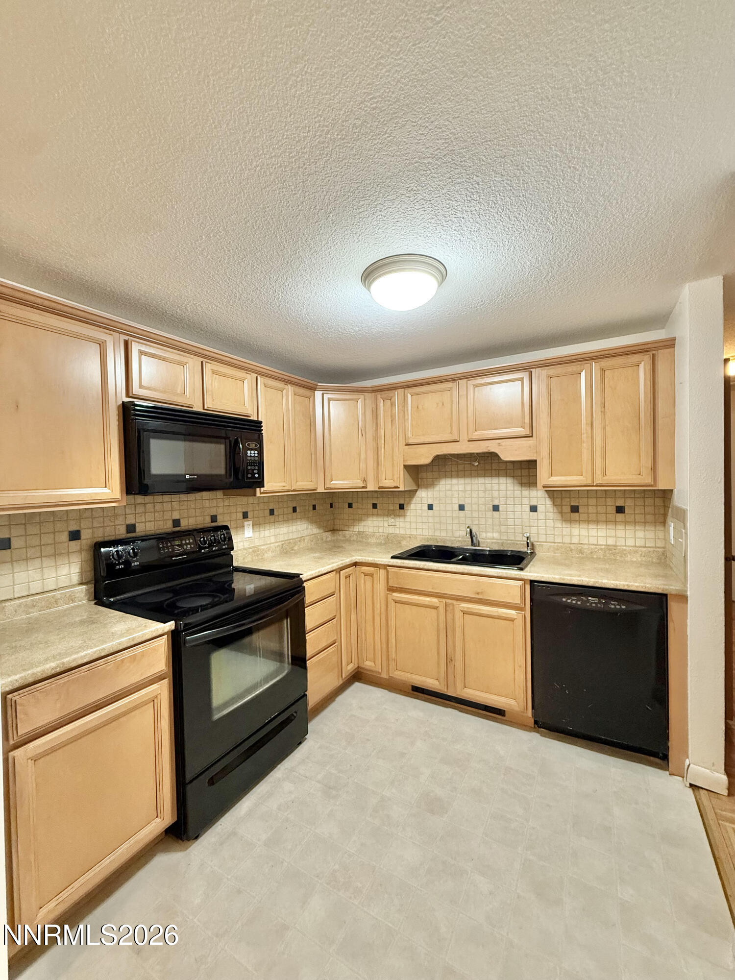 625 Brent Drive Property Photo 10
