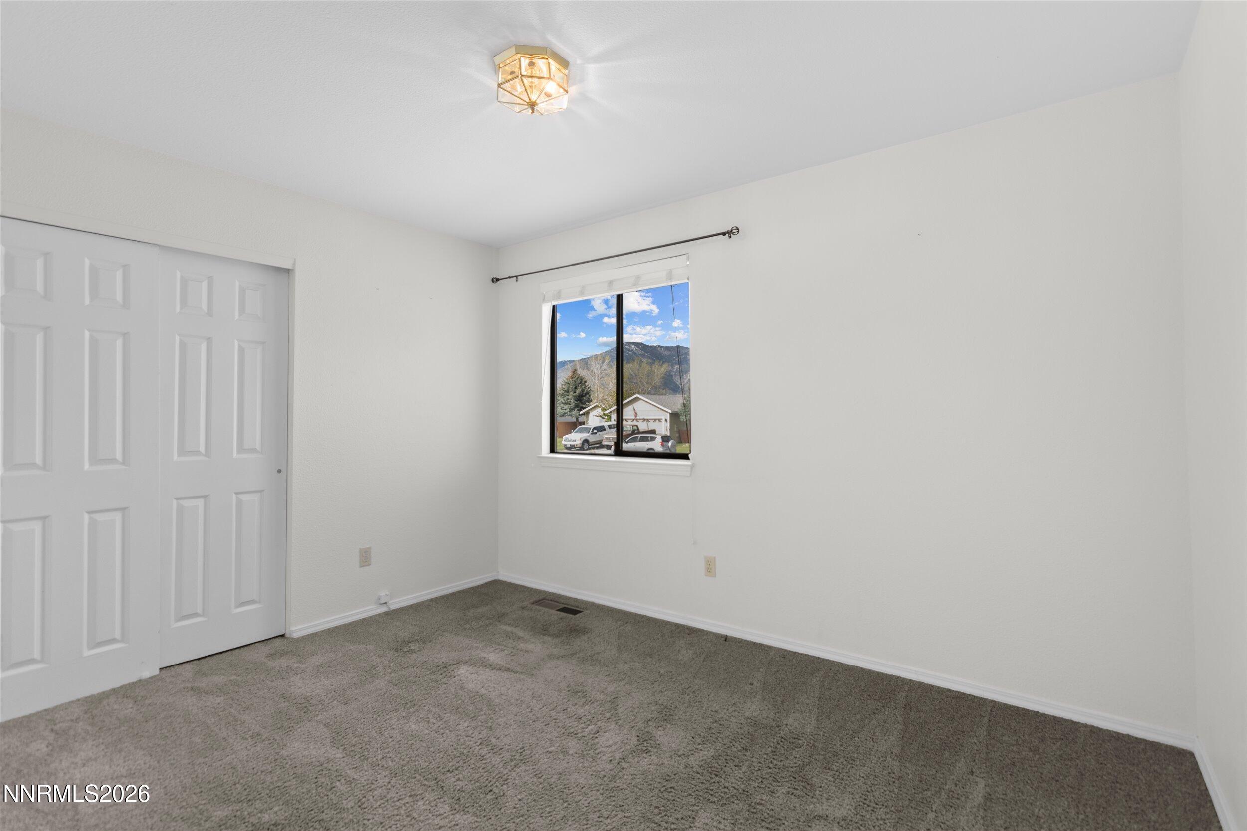3559 W Loam Lane Property Photo 11