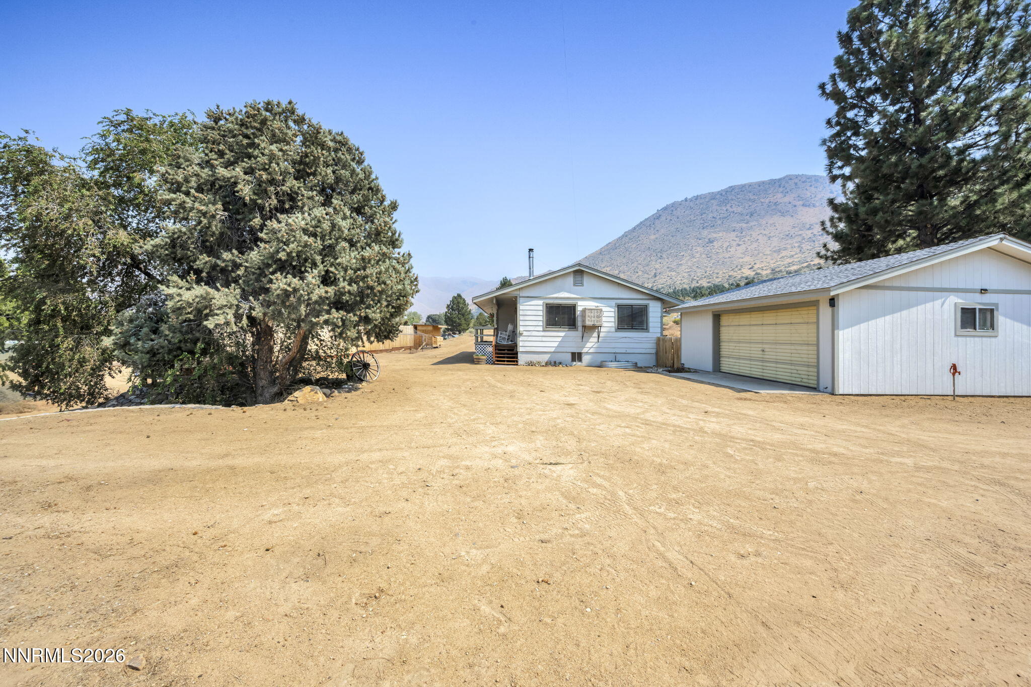 21 Dry Canyon Road Property Photo 2