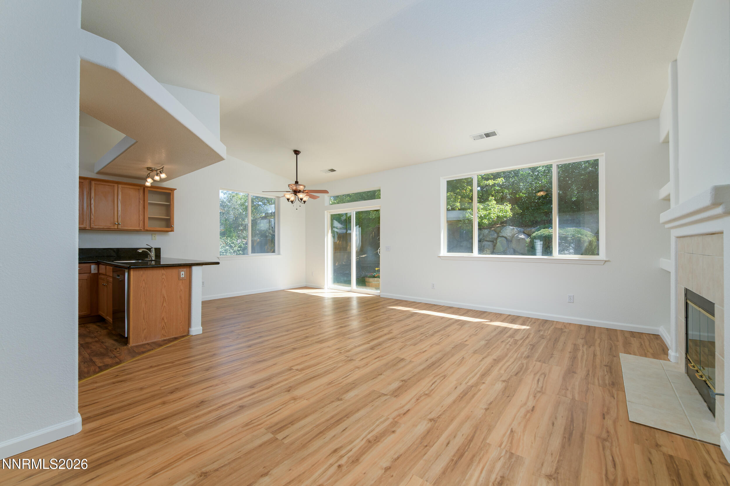 861 Meadow Vista Drive Property Photo 5