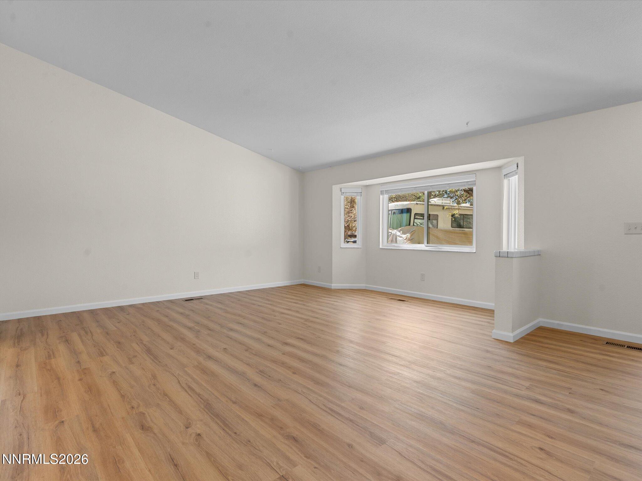 35 Mclemore Court Property Photo 4