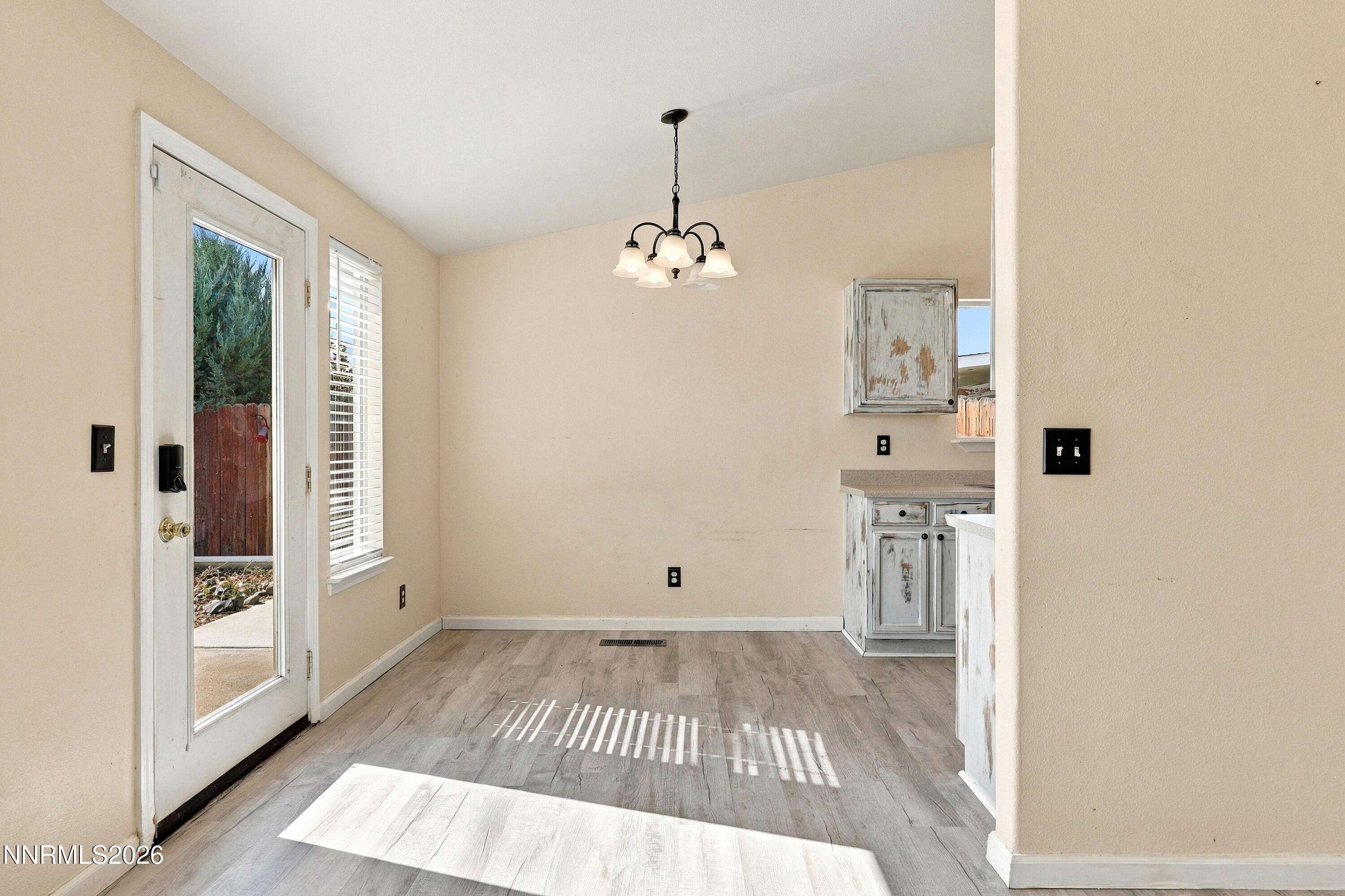 202 Rosecrest Drive Property Photo 9