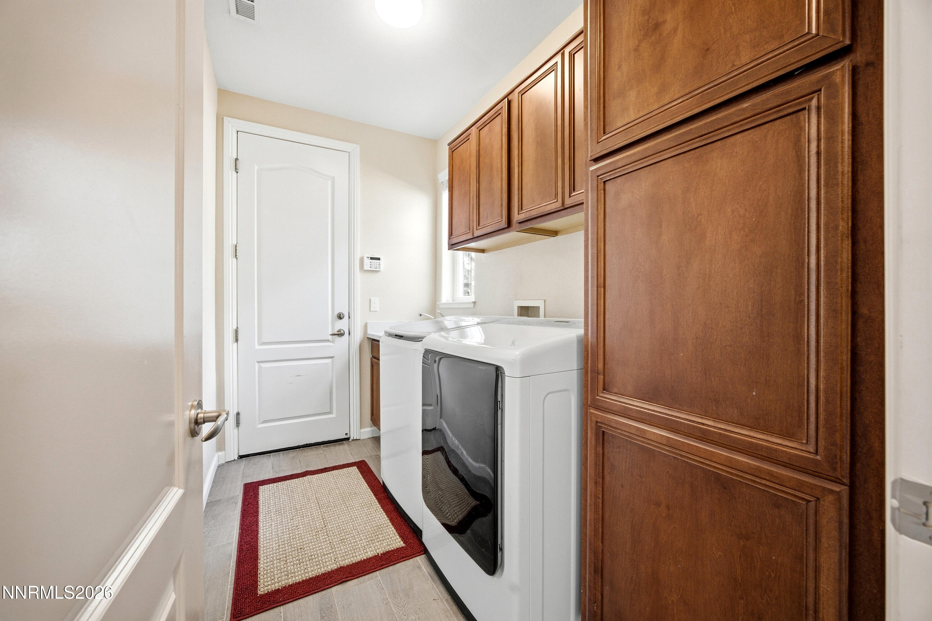 6672 Magical Drive Property Photo 26