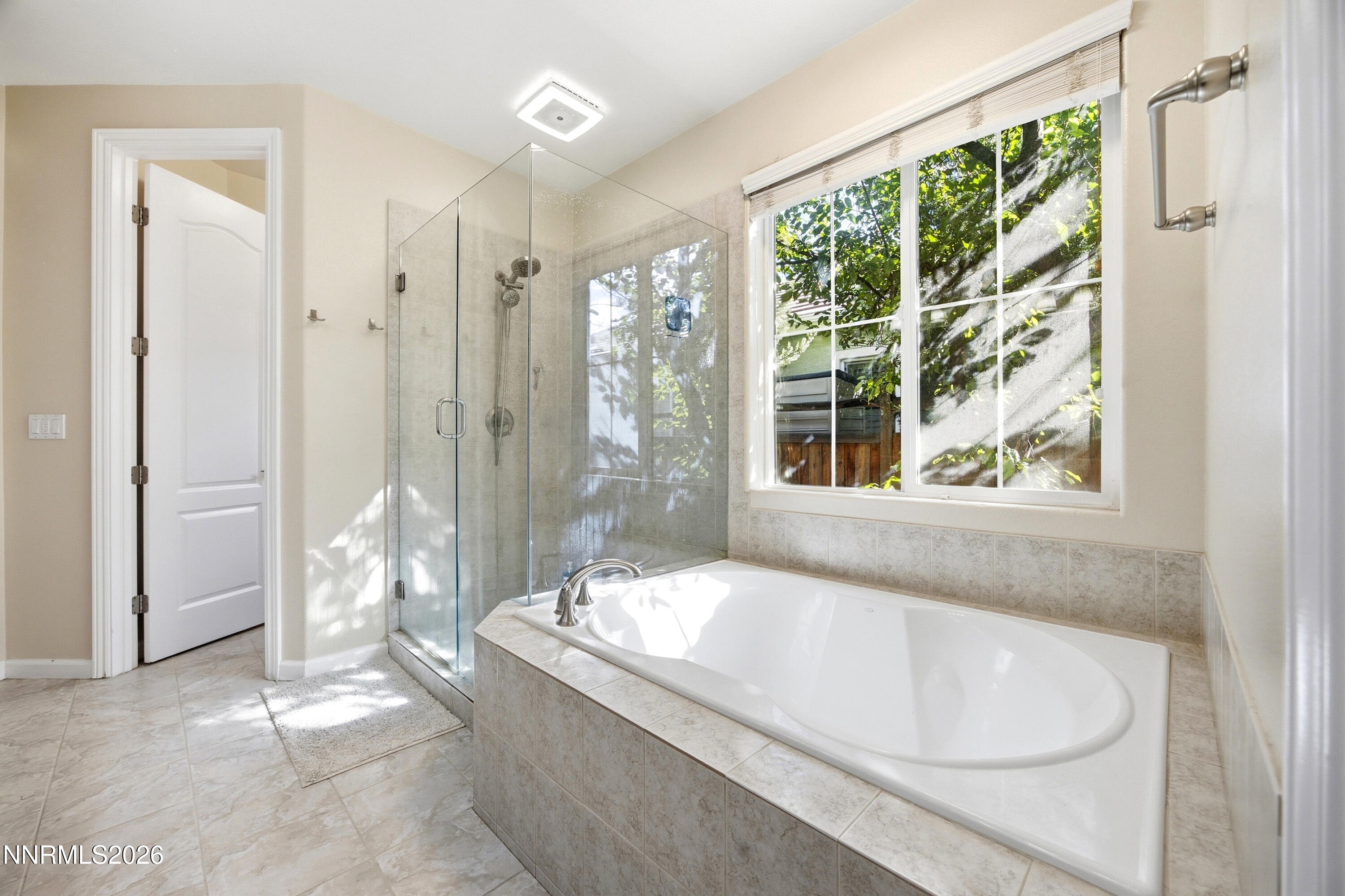 6672 Magical Drive Property Photo 31