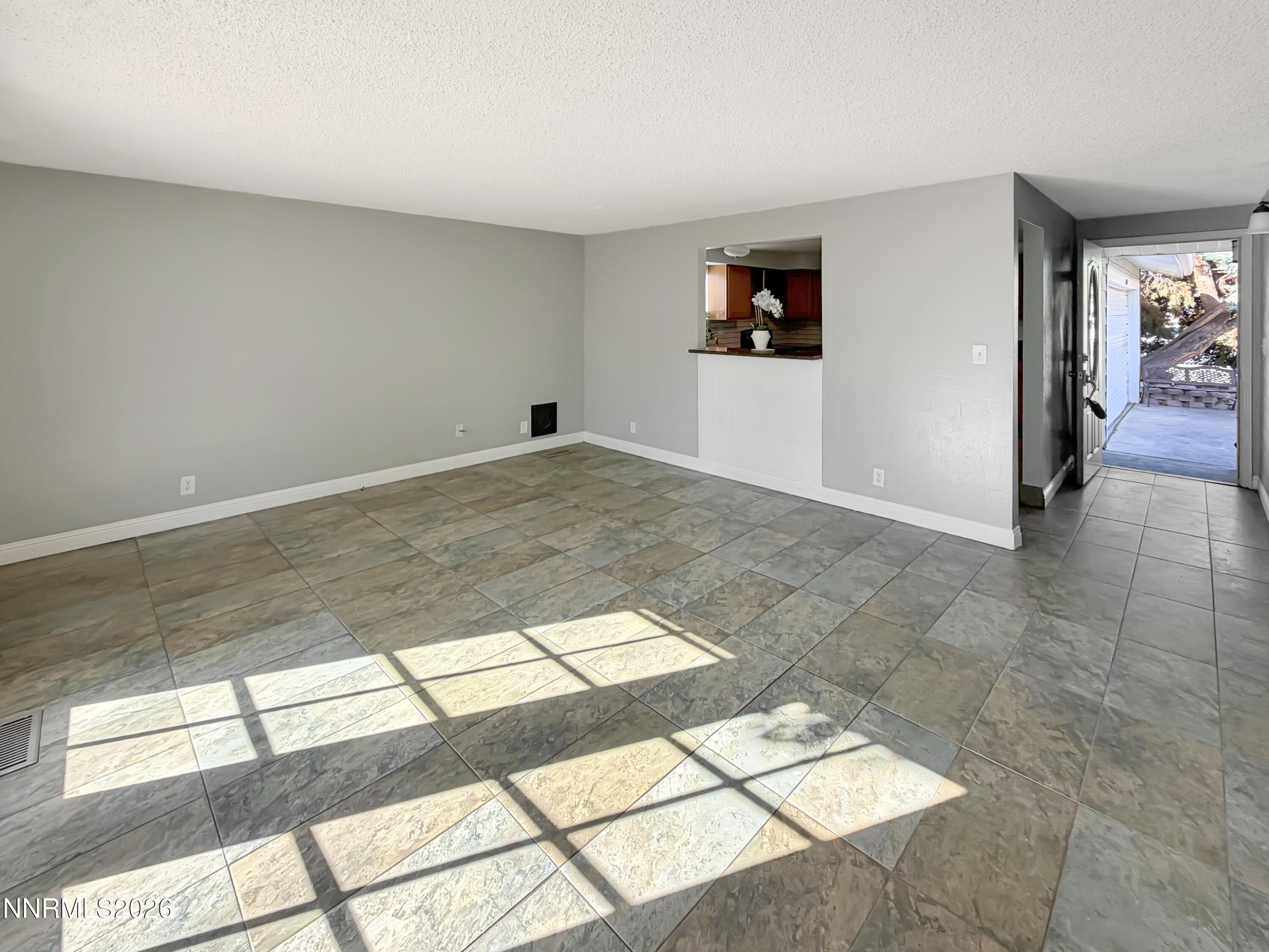 1500 Breaker Way Property Photo 6