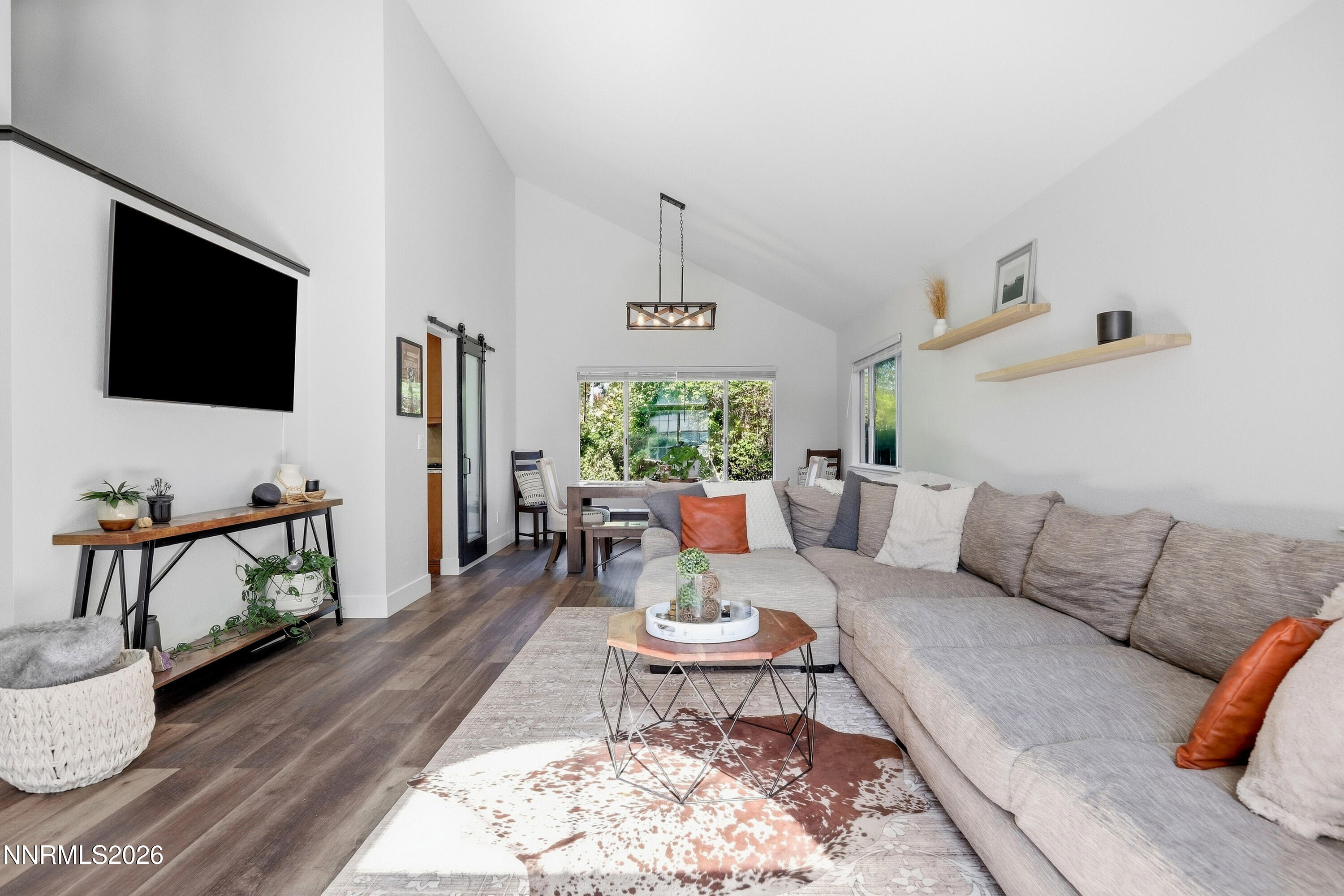 1719 Bougainvillea Drive Property Photo 10