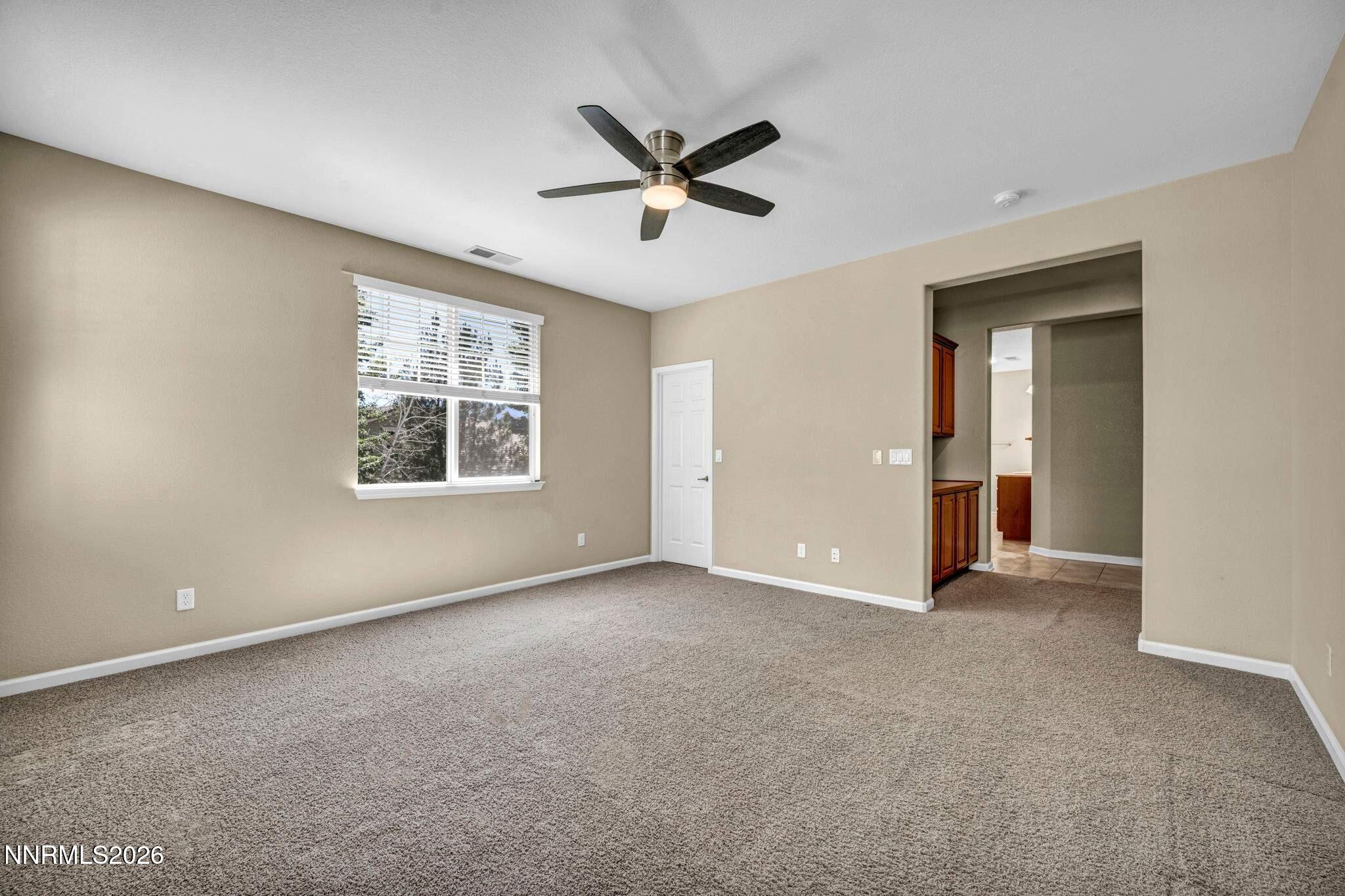 520 Needles Court Property Photo 8