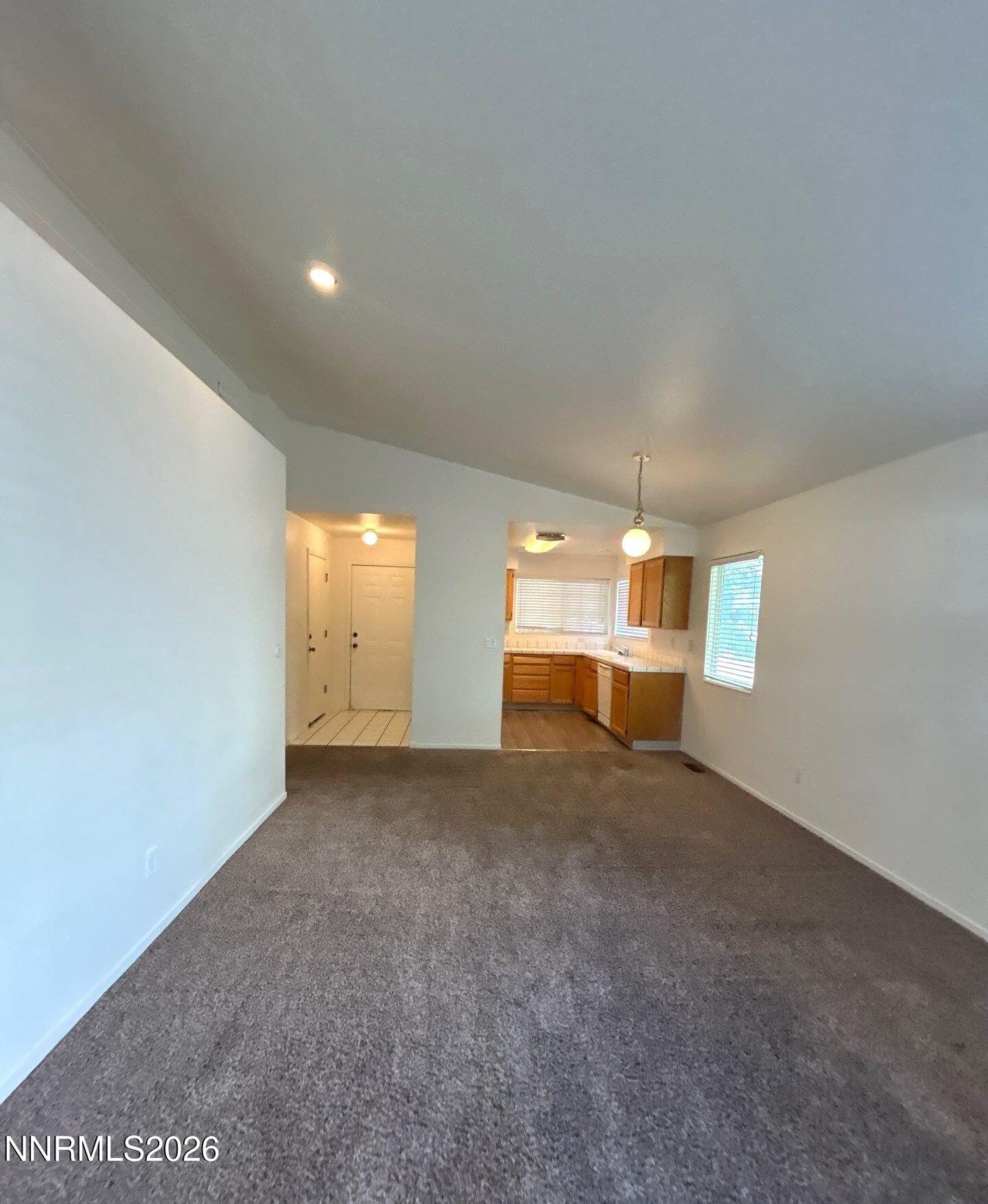 5002 Canyon Run Drive Property Photo 4