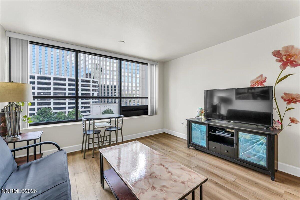 450 N Arlington Avenue Unit 806 Property Photo 9