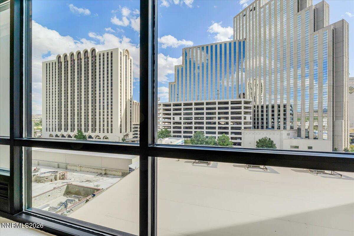 450 N Arlington Avenue Unit 806 Property Photo 18