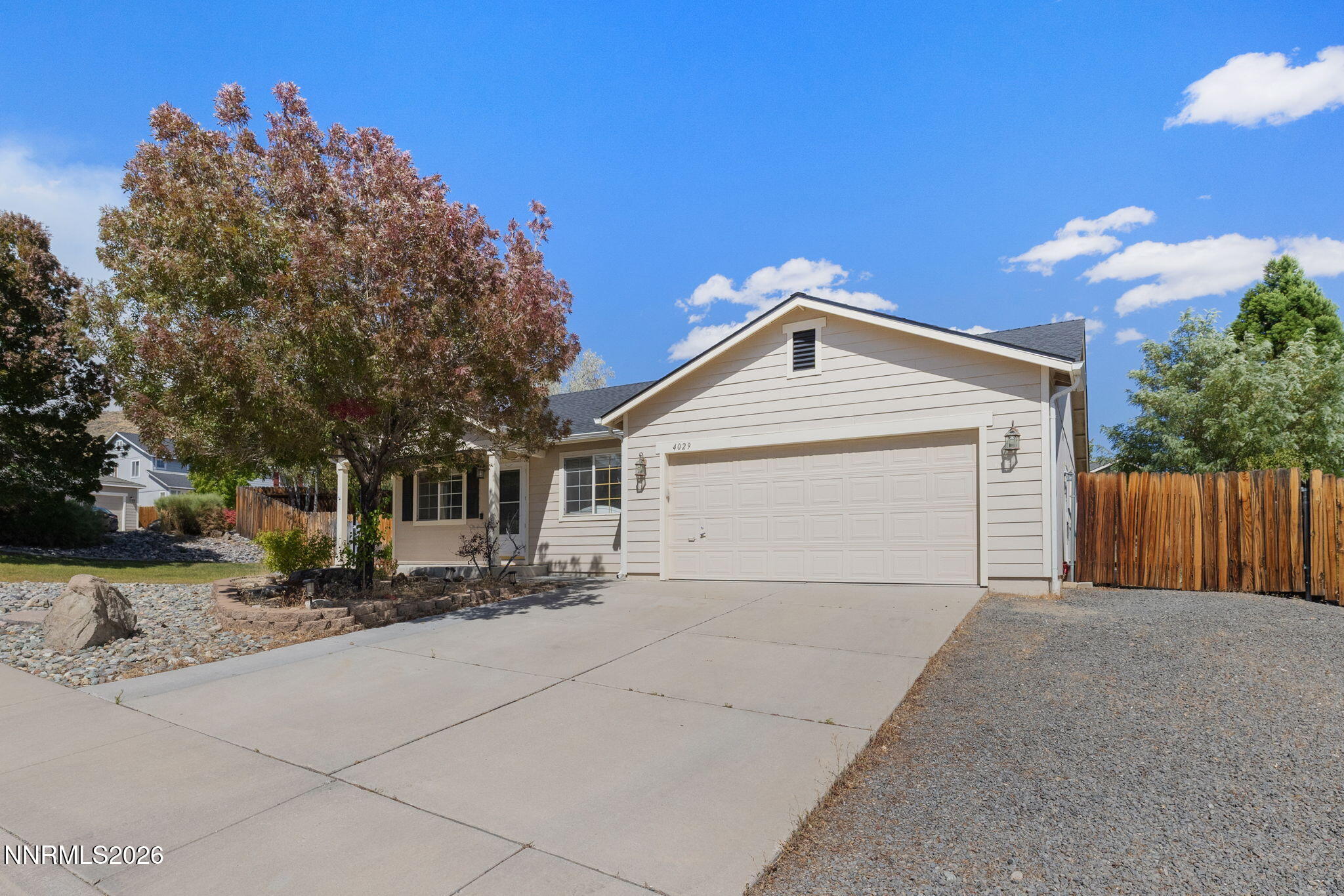 4029 Kings Row Drive Property Photo 4
