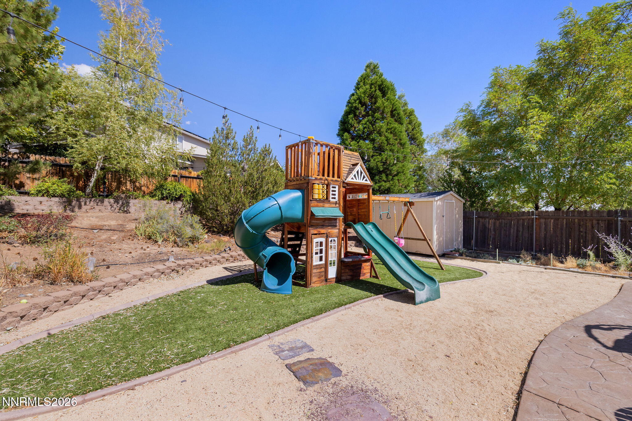 4029 Kings Row Drive Property Photo 11