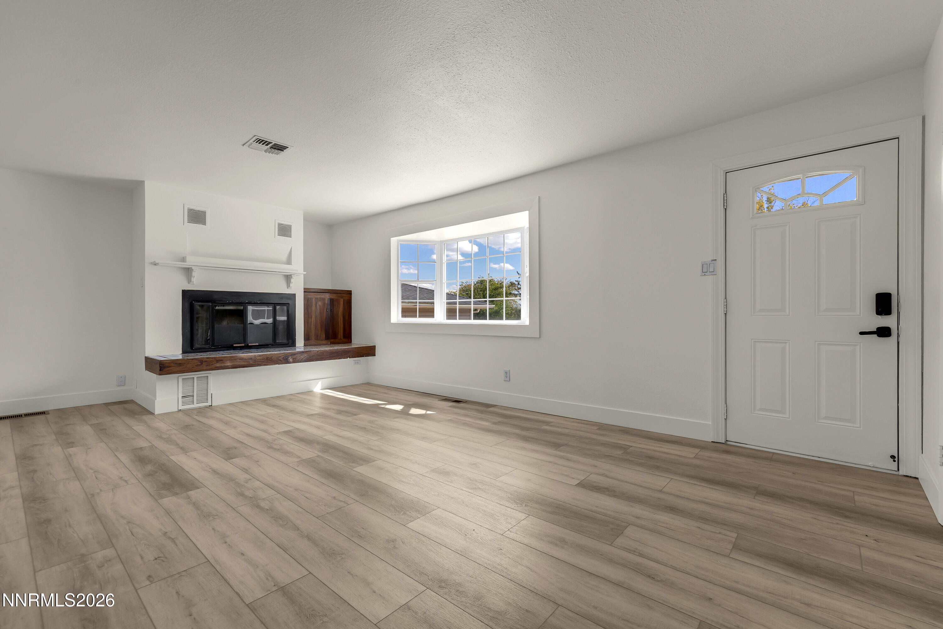 3035 Attridge Place Property Photo 9
