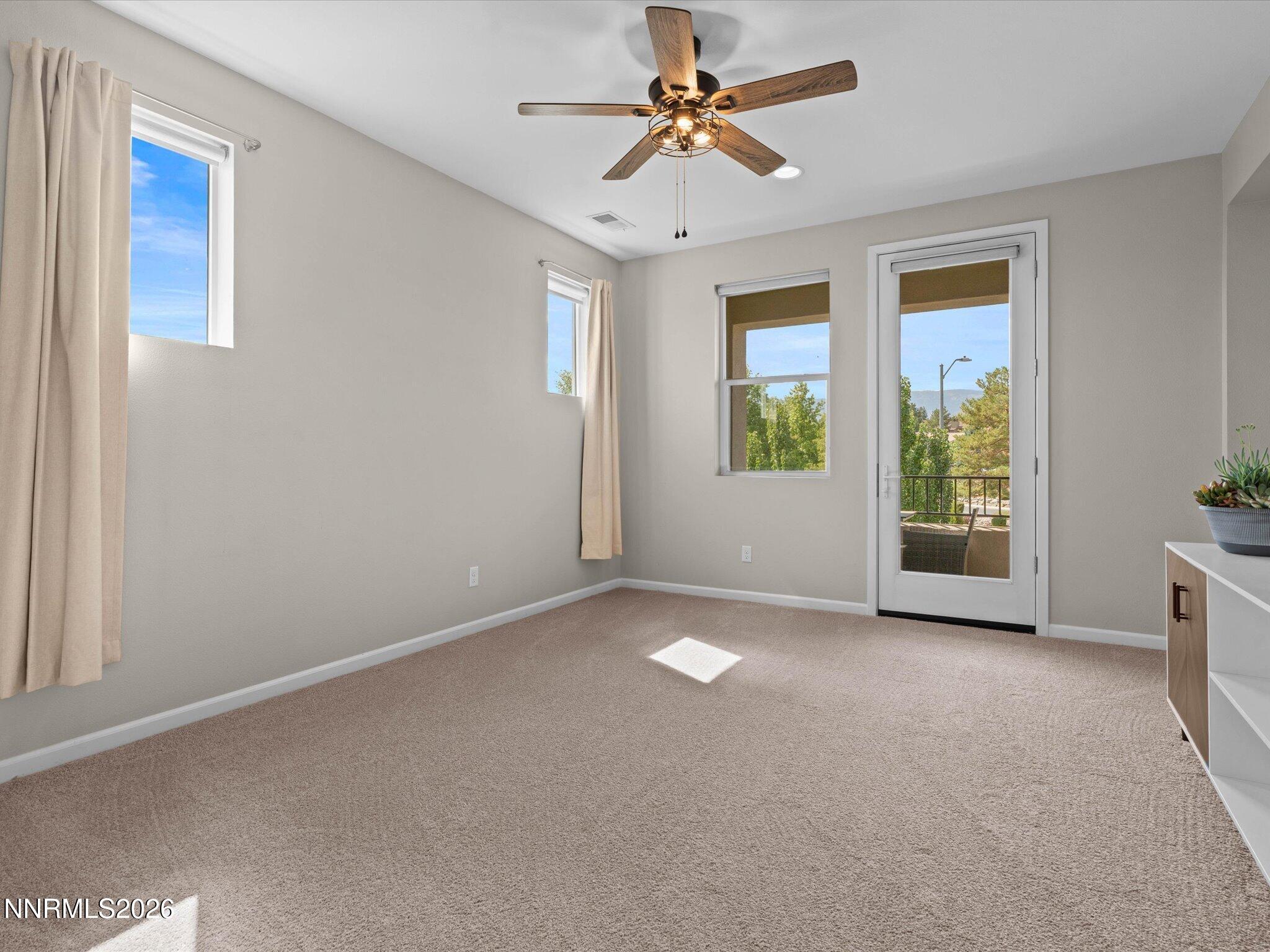 2105 Altamira Drive Property Photo 22