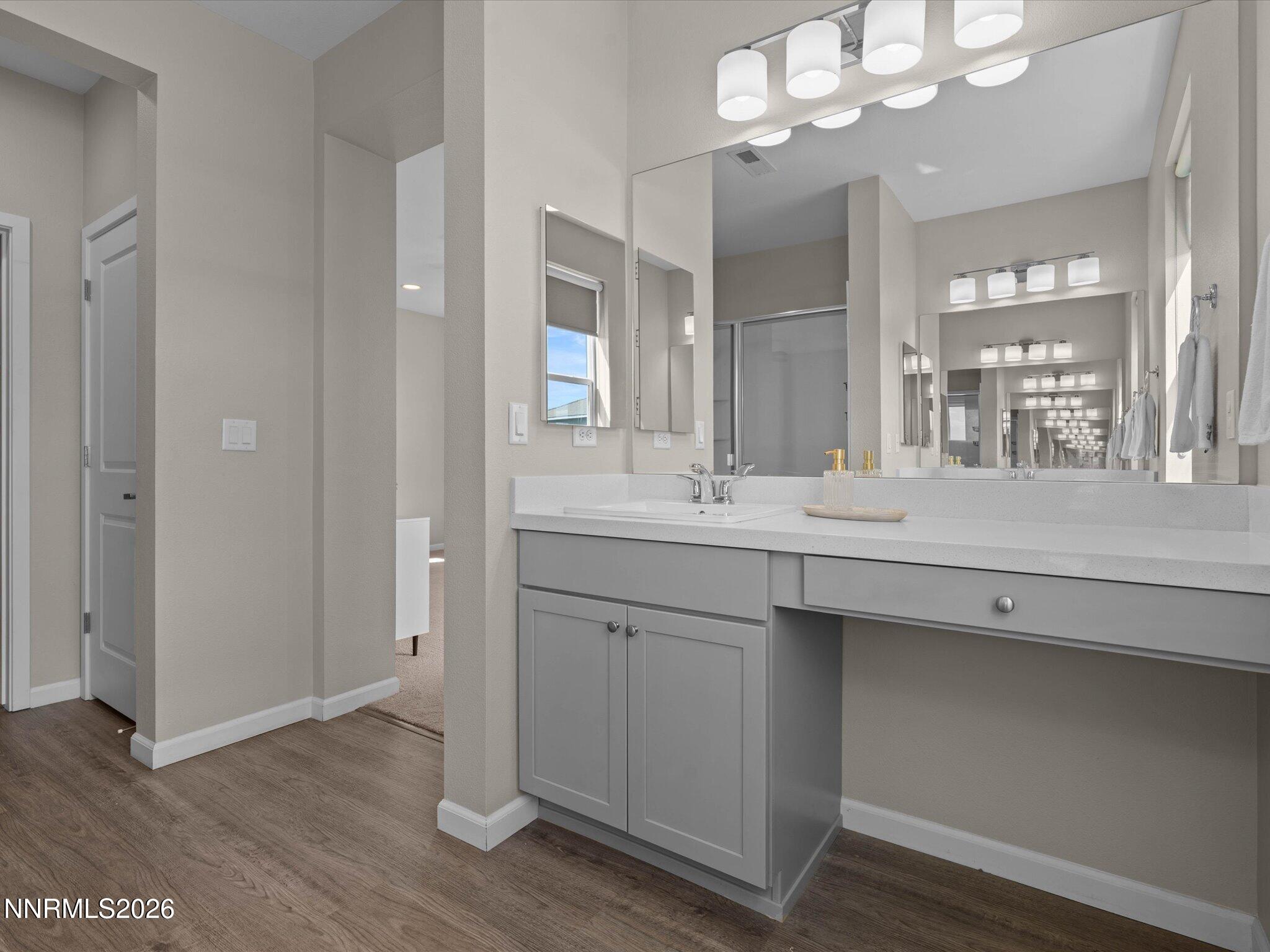 2105 Altamira Drive Property Photo 27