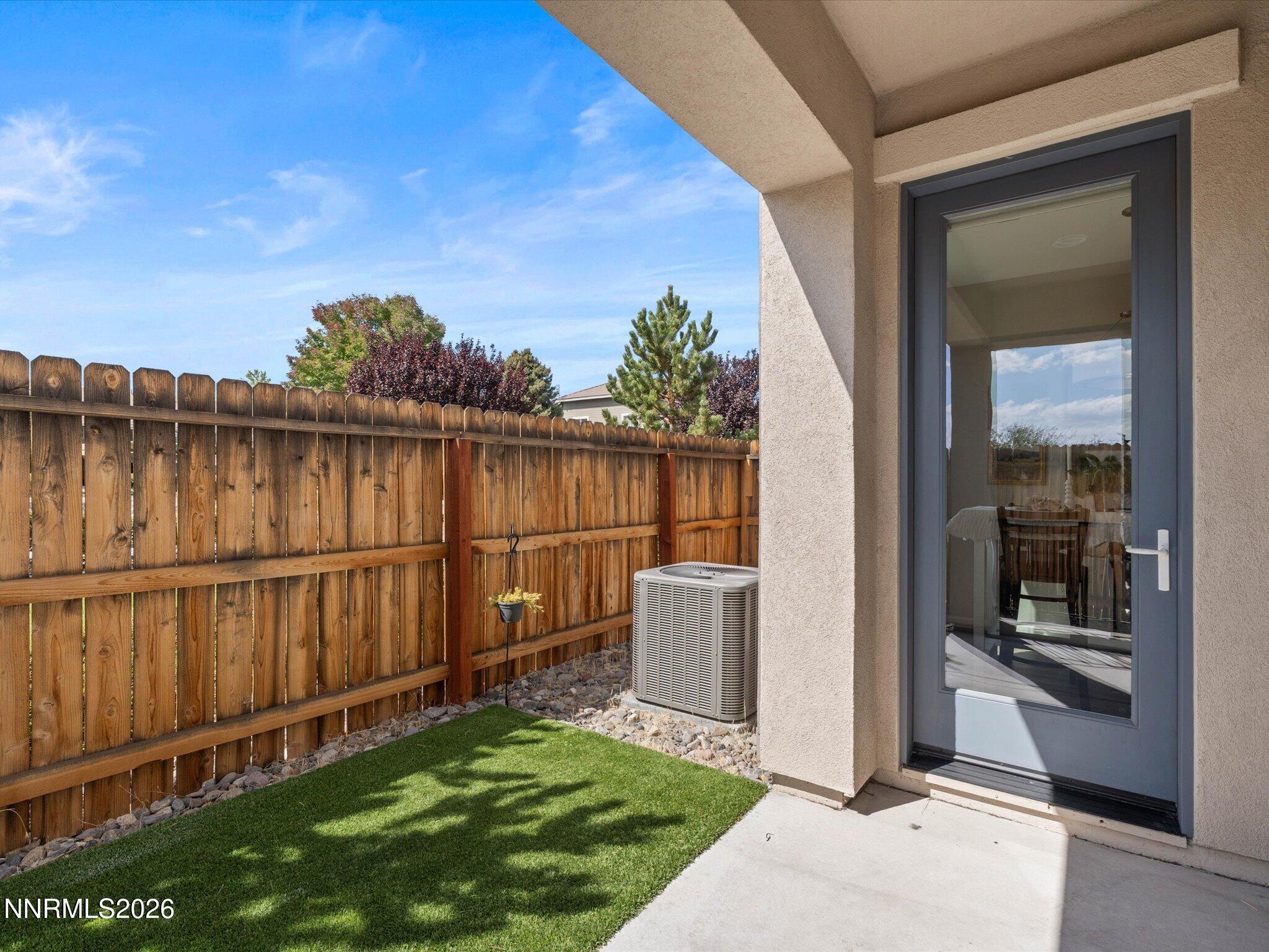 2105 Altamira Drive Property Photo 38