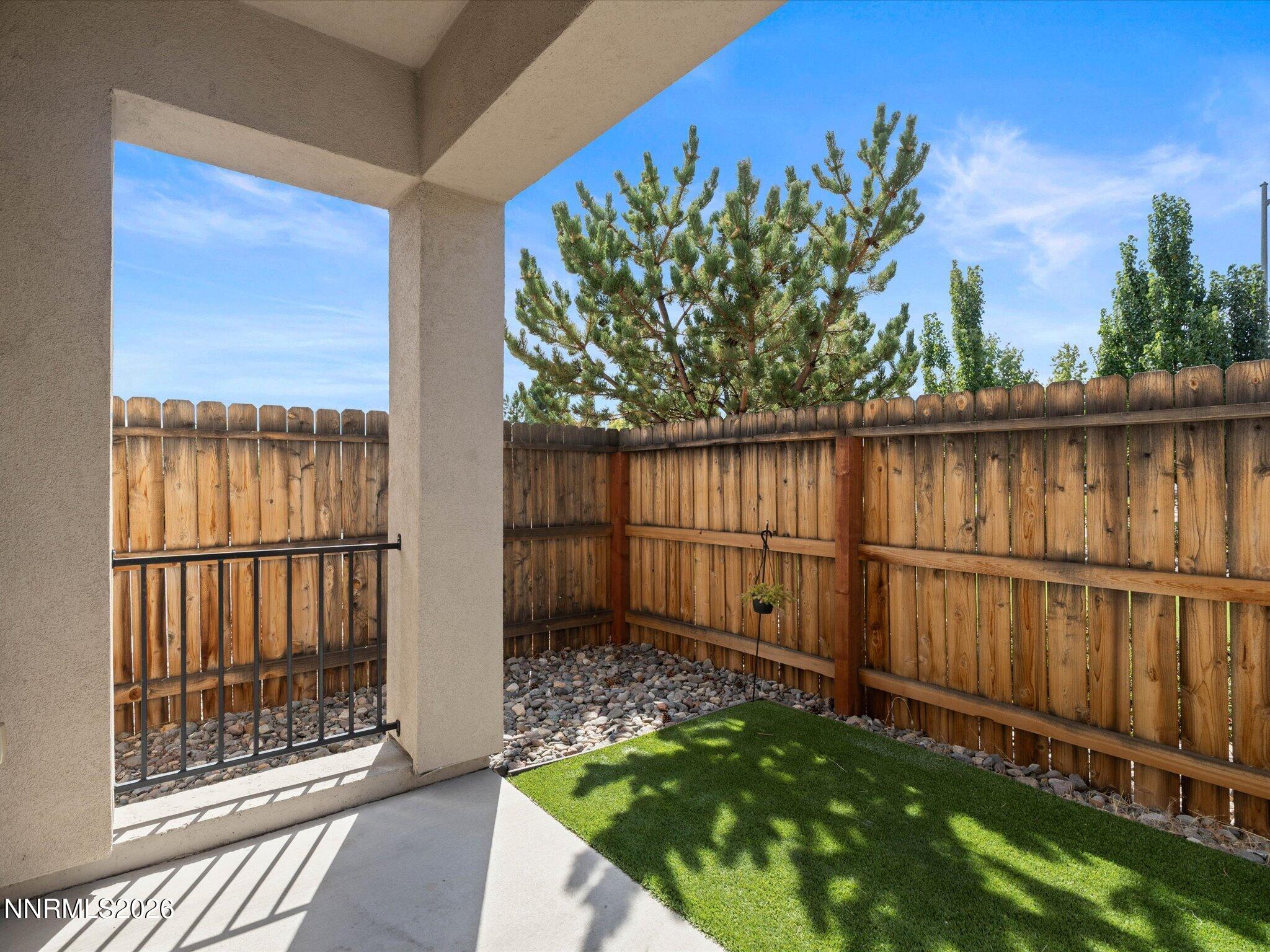 2105 Altamira Drive Property Photo 39