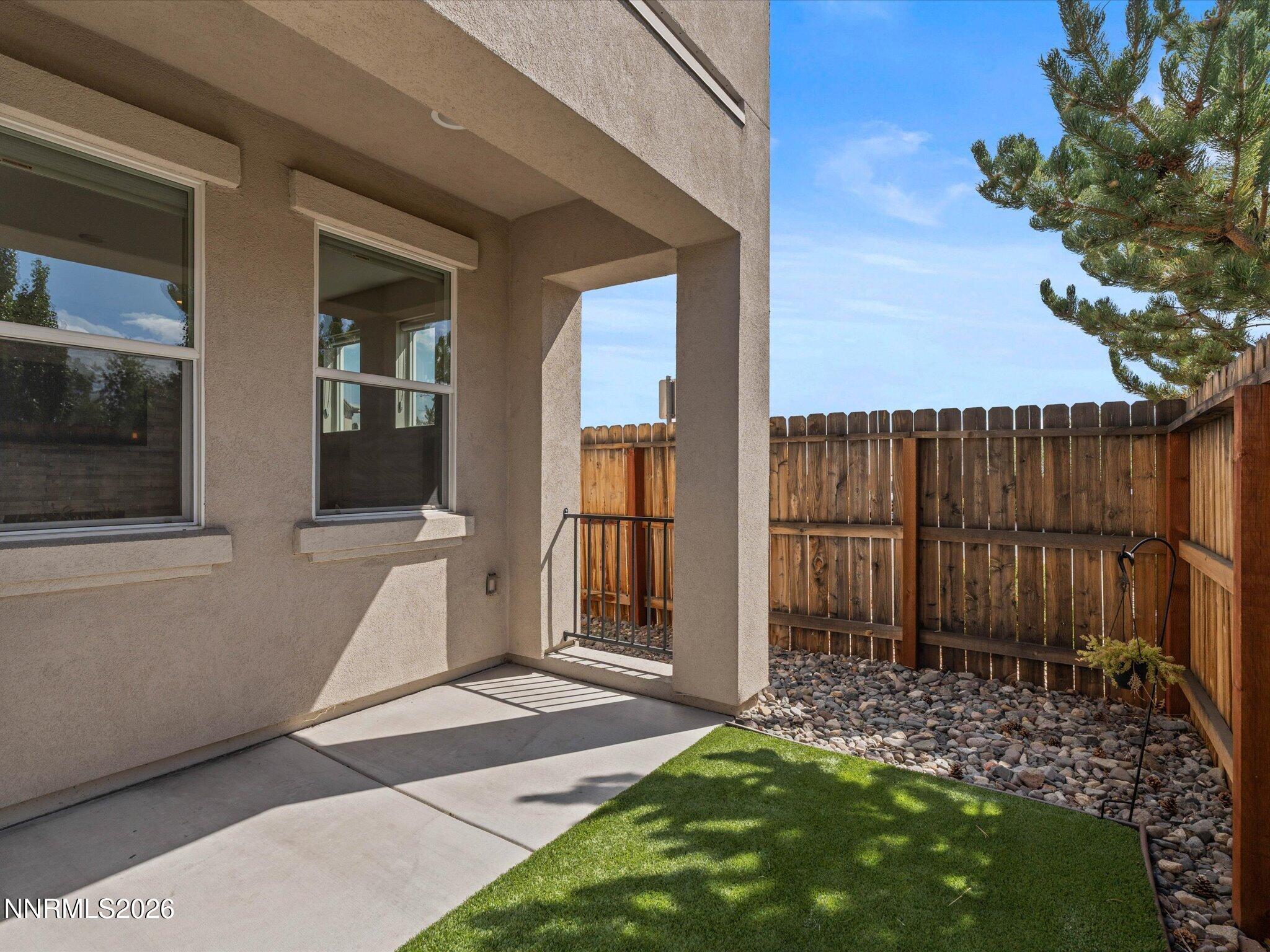 2105 Altamira Drive Property Photo 40