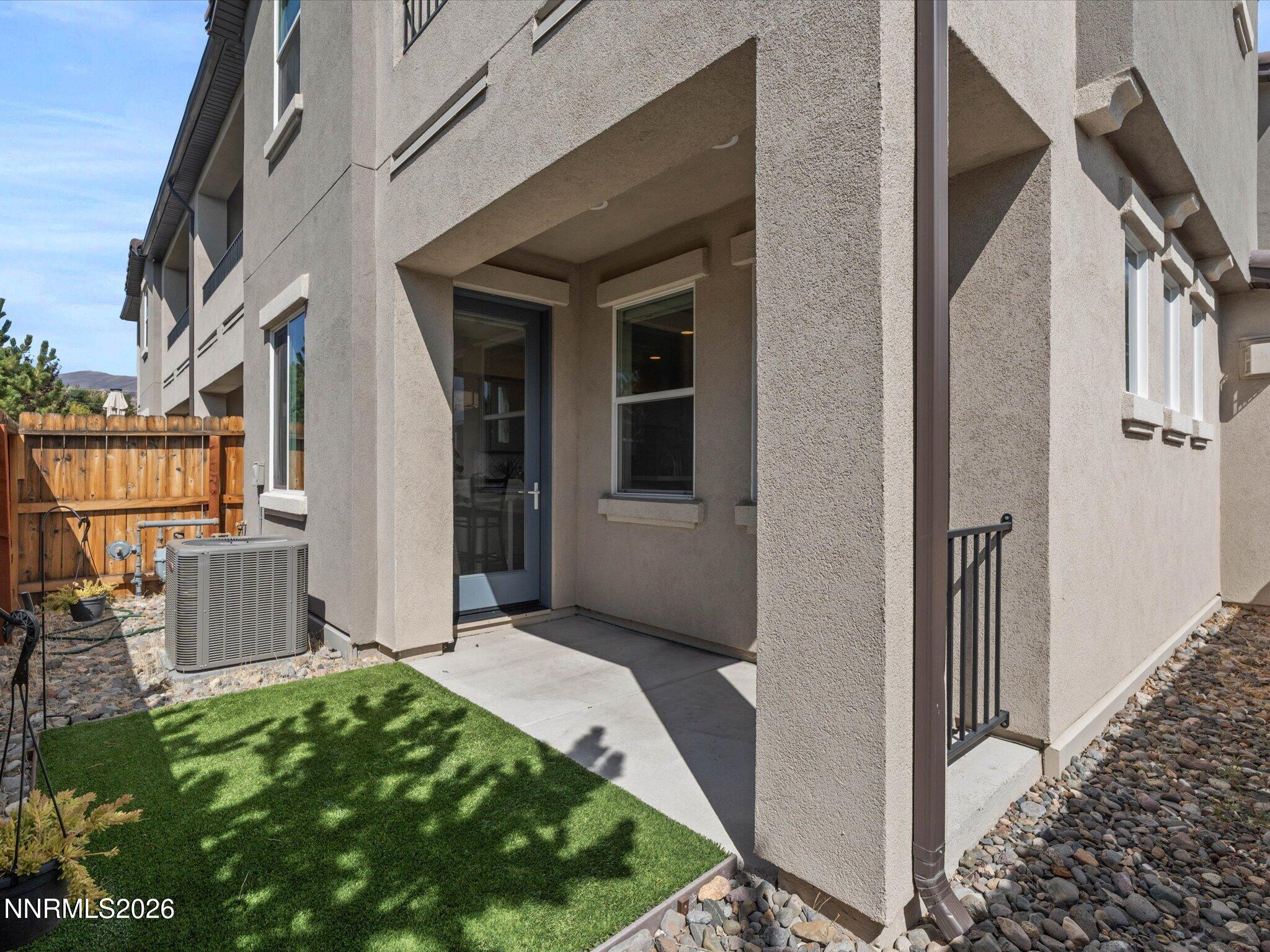 2105 Altamira Drive Property Photo 41
