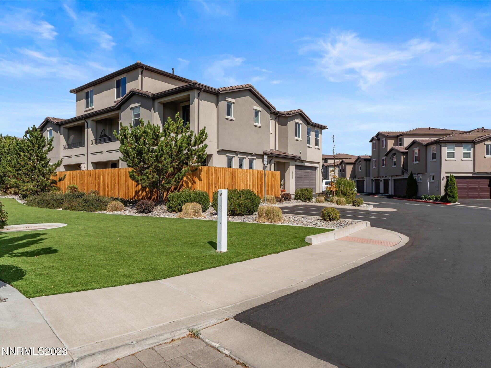 2105 Altamira Drive Property Photo 42