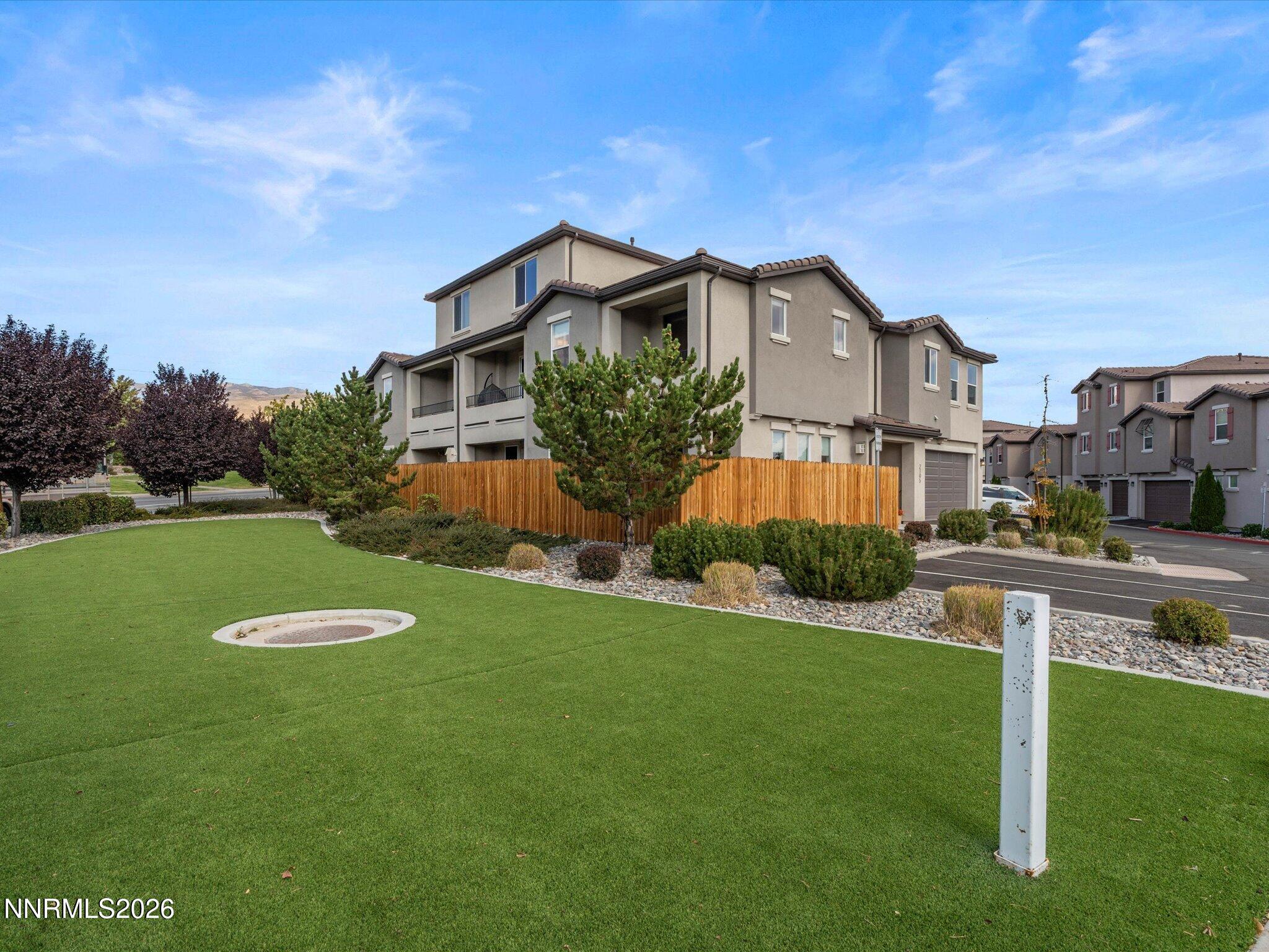 2105 Altamira Drive Property Photo 43