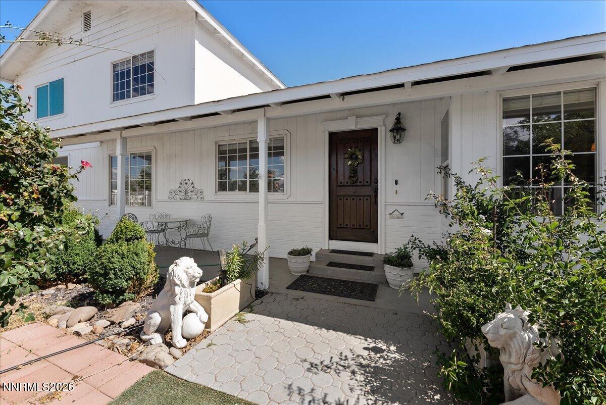 990 Riverview Drive Property Photo 1