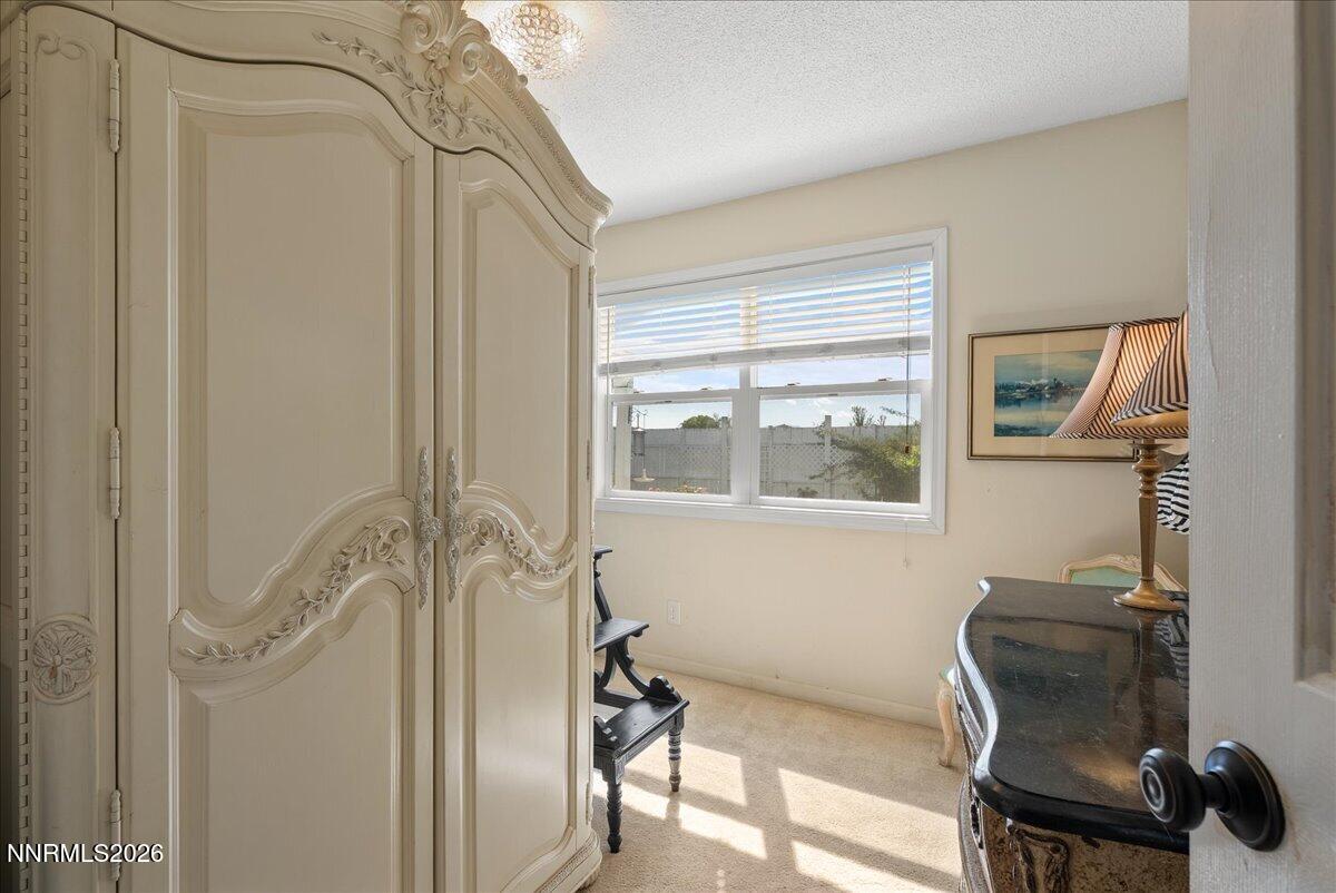 990 Riverview Drive Property Photo 10