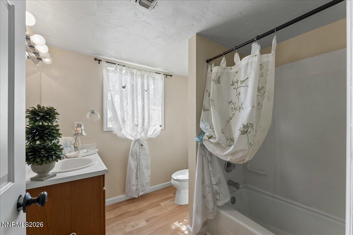 990 Riverview Drive Property Photo 13