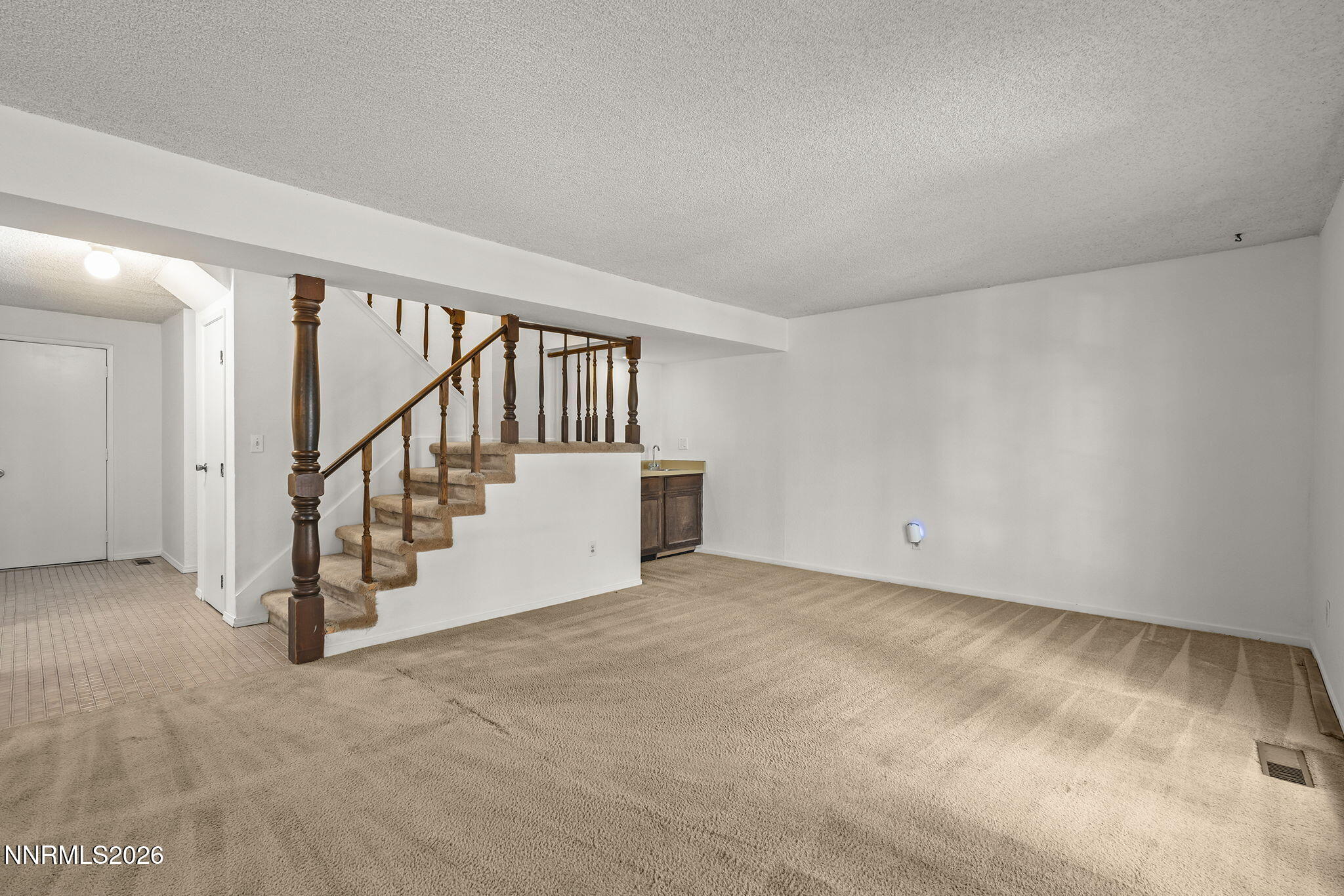 845 Wyoming Avenue Property Photo 4
