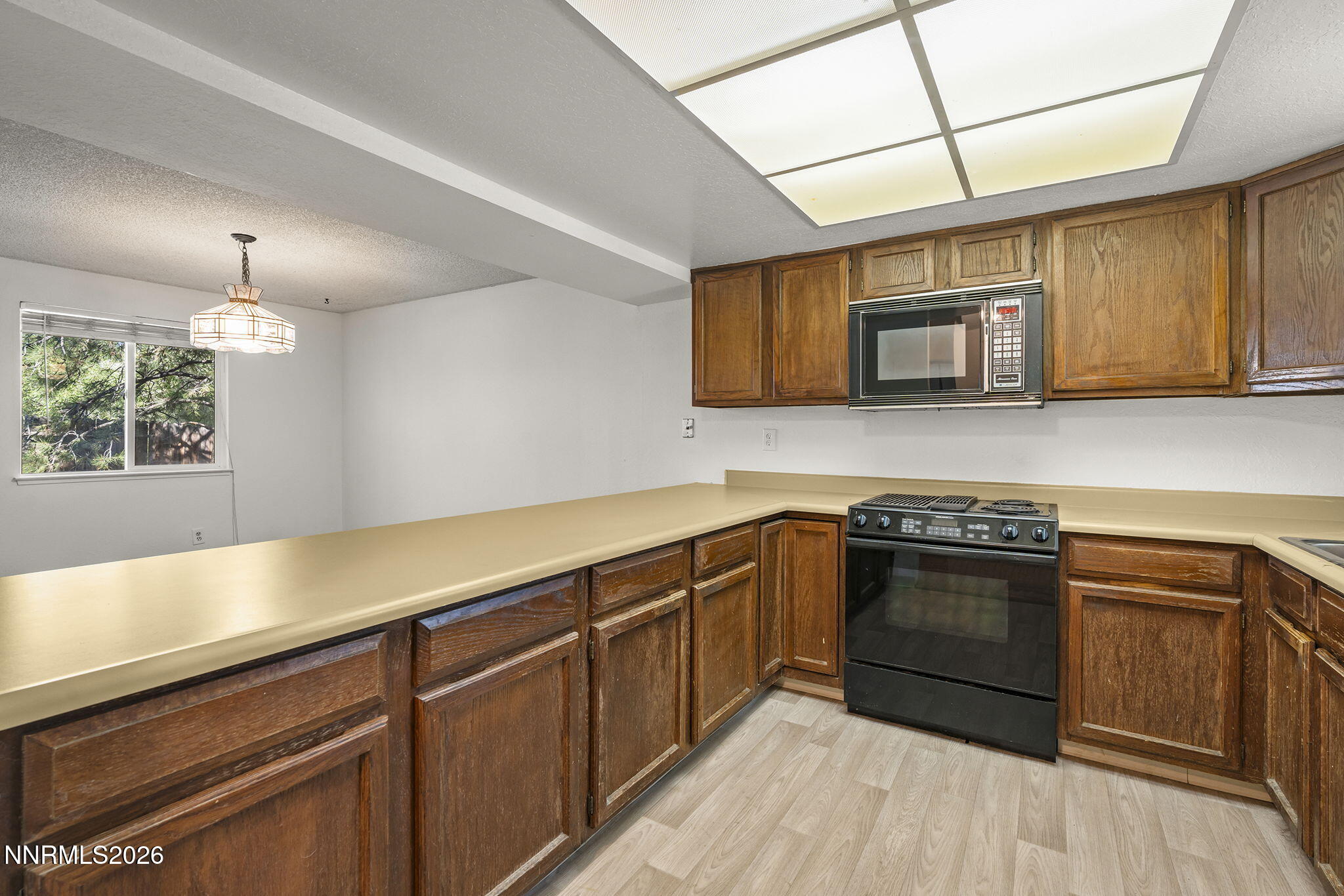 845 Wyoming Avenue Property Photo 9