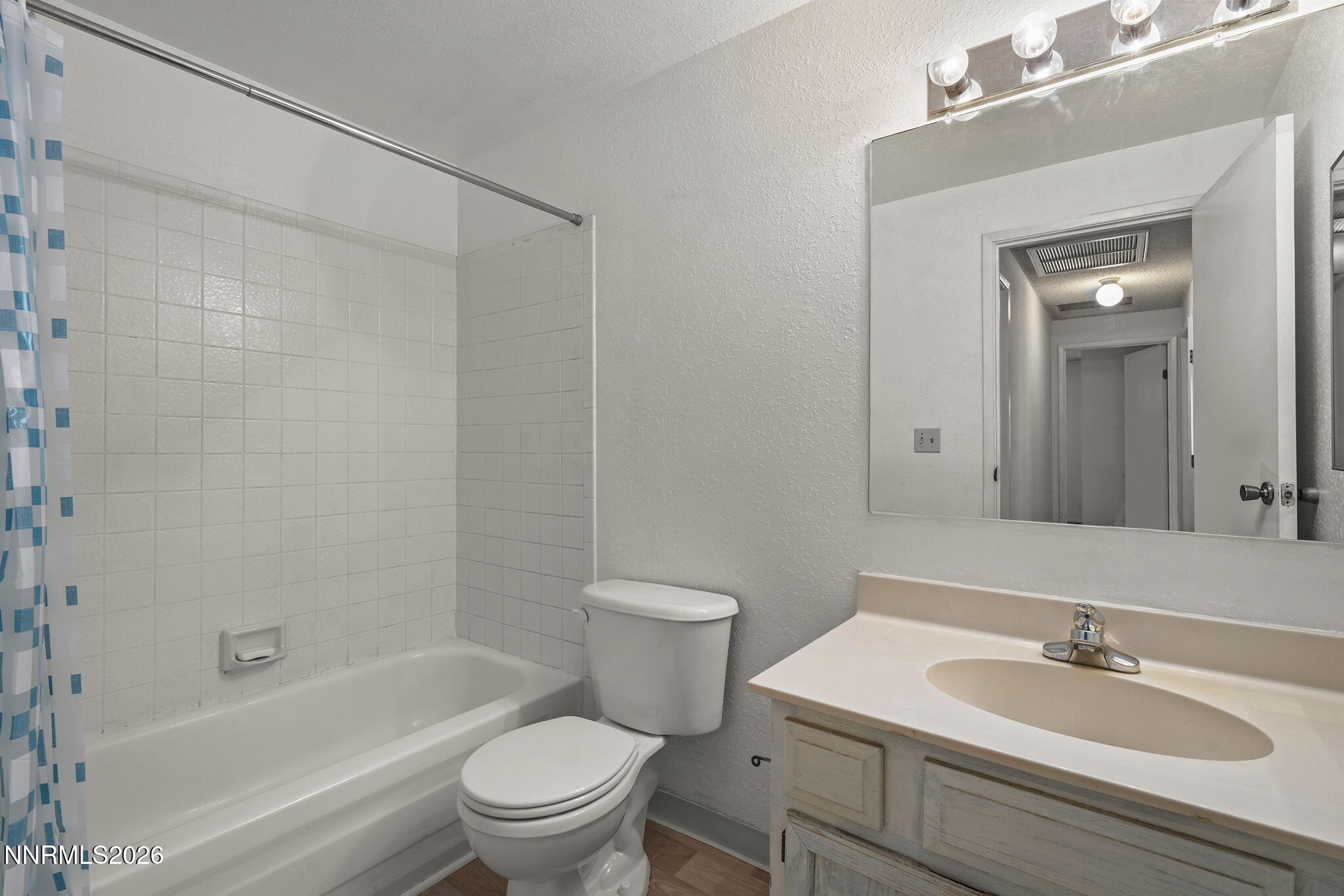 845 Wyoming Avenue Property Photo 17