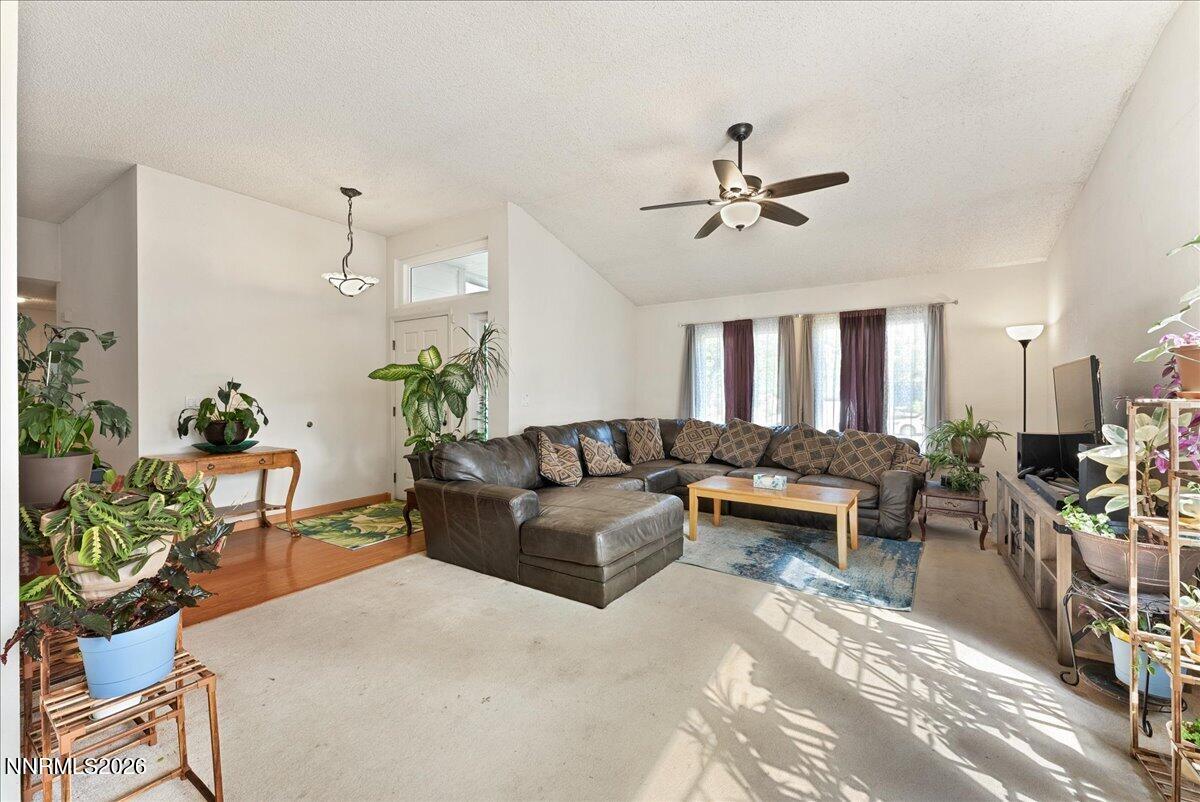 5245 Santa Barbara Avenue Property Photo 4