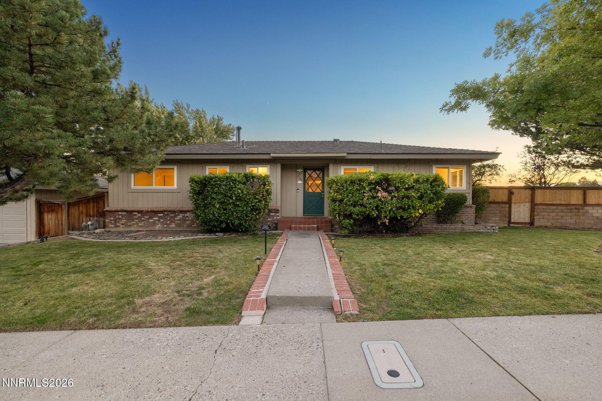 2180 Gridley Avenue Property Photo 2