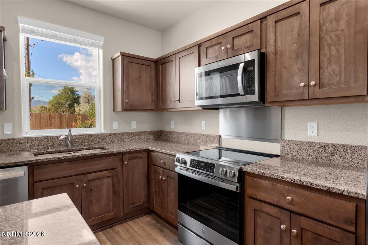 3449 W Garden Street Property Photo 11