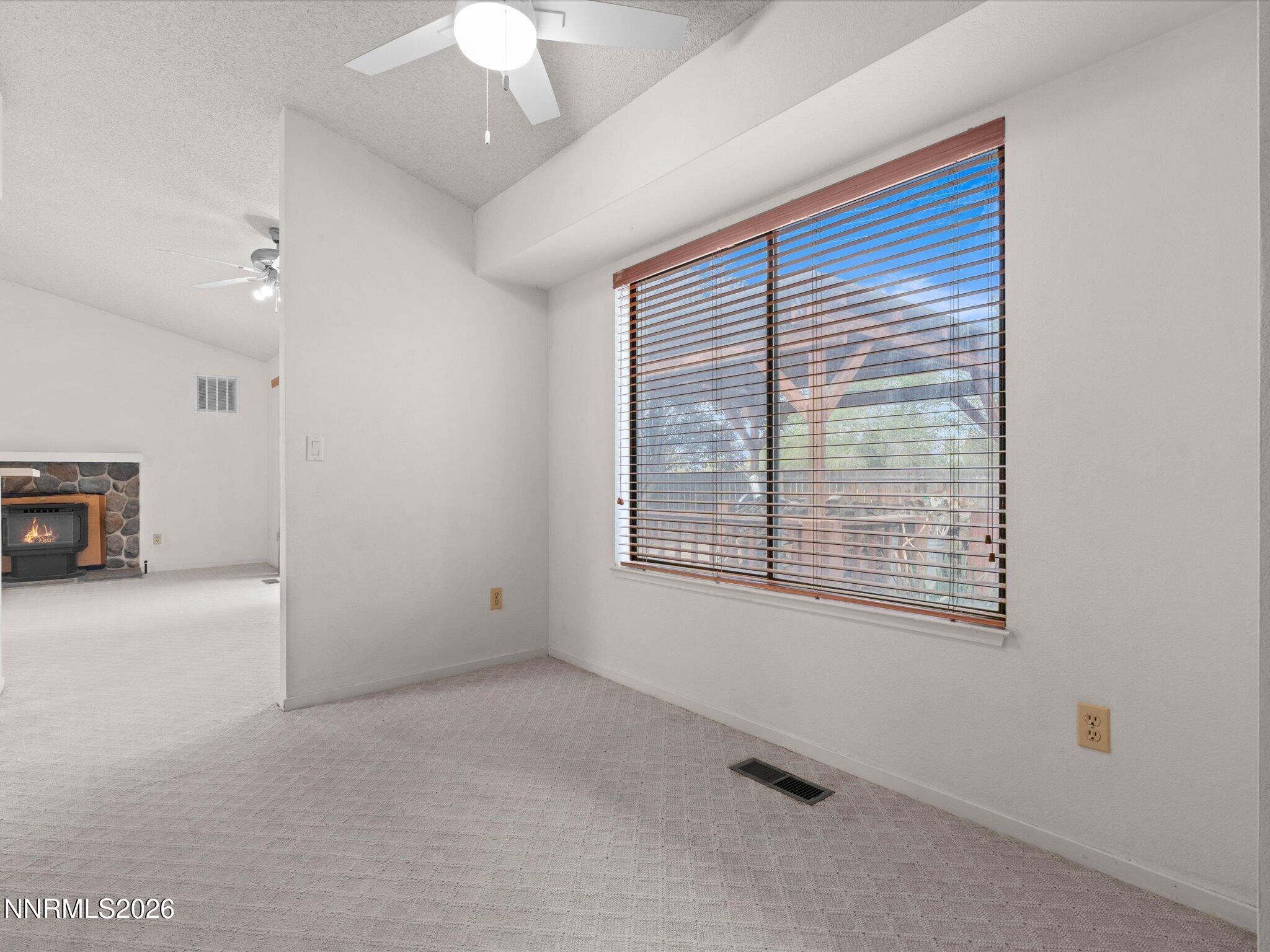 1682 Johns Circle Property Photo 8